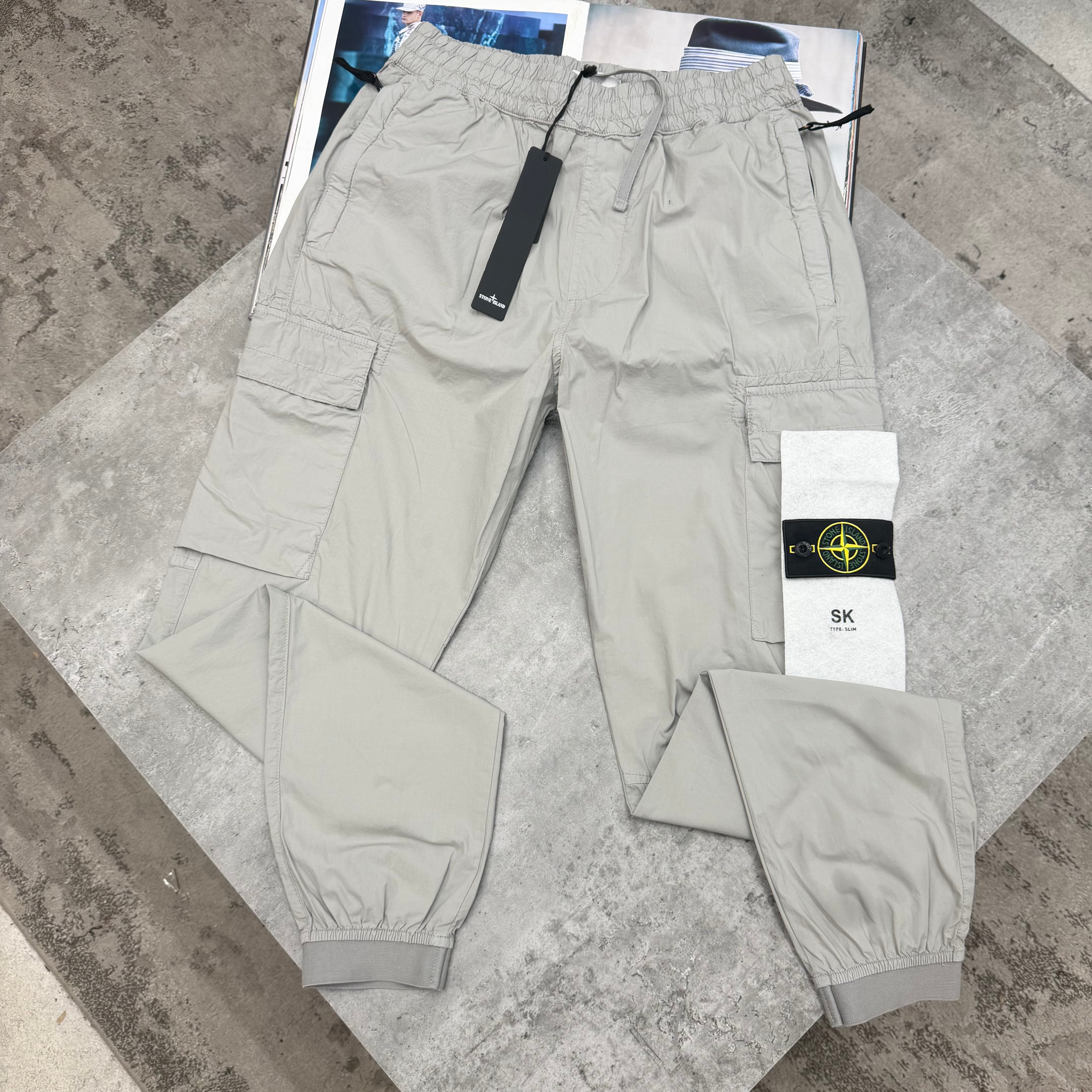 SI - CARGOS - PEARL GREY