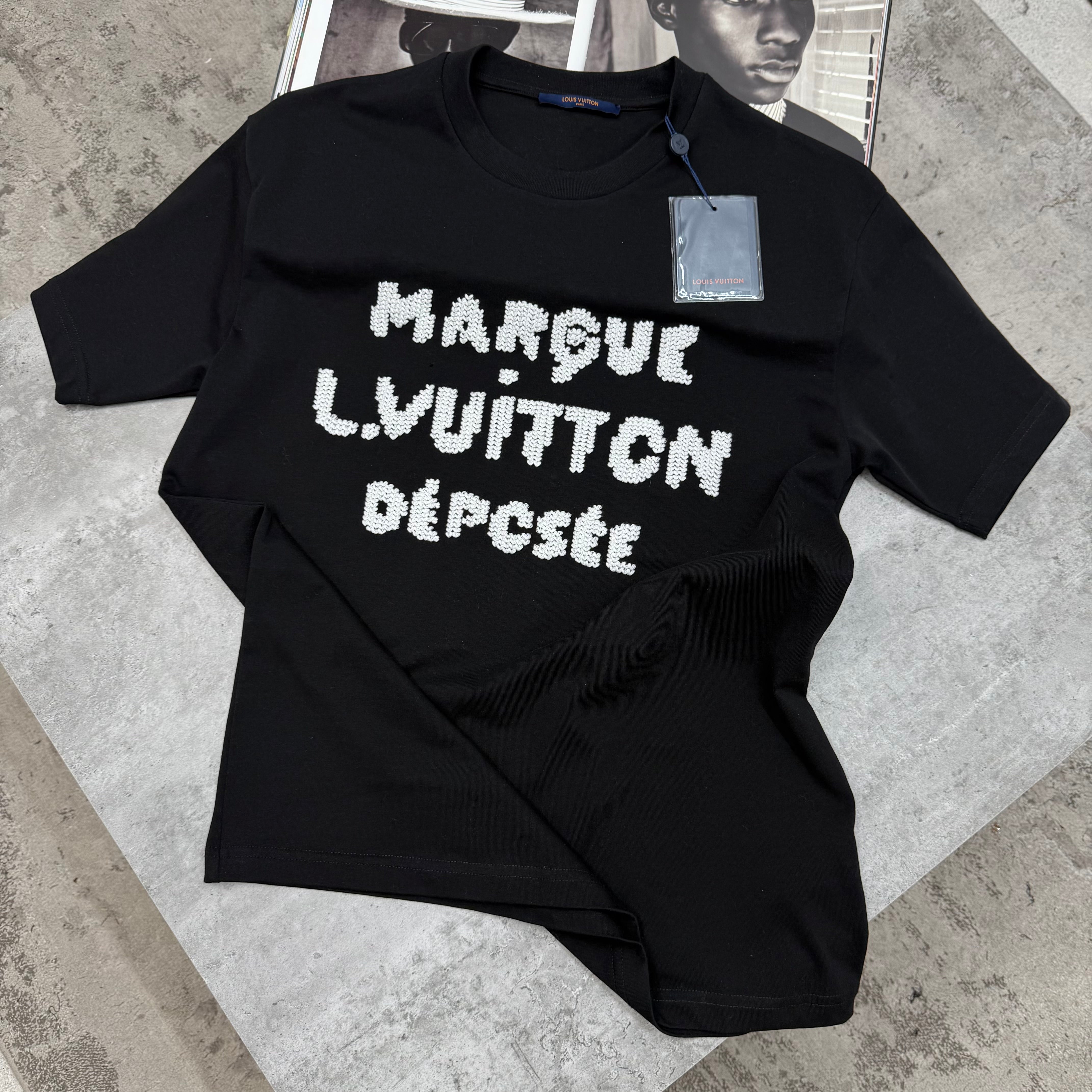 LVE - OVERSIZED T-SHIRT - BLACK