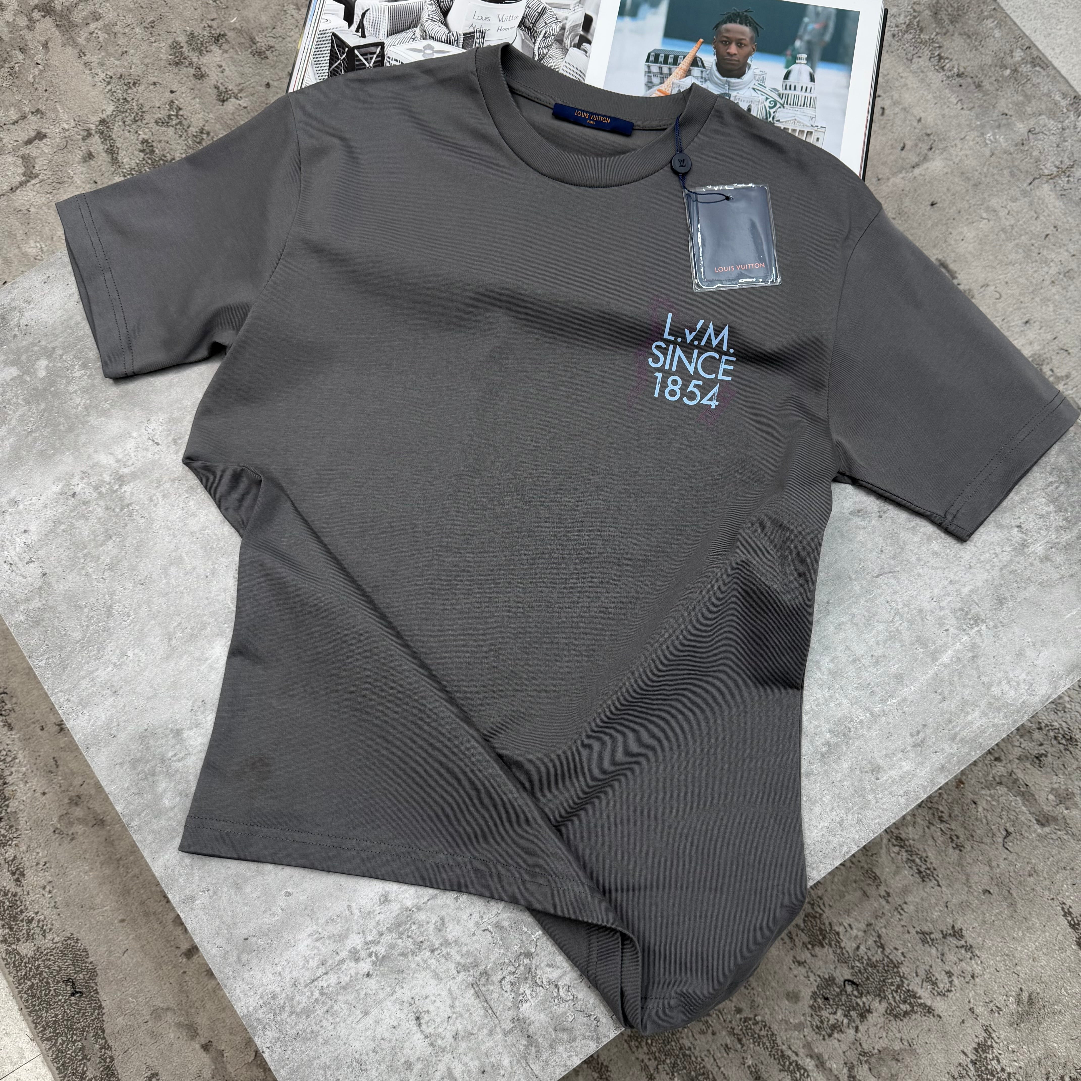 LVE - 1854 T-SHIRT - CHARCOAL