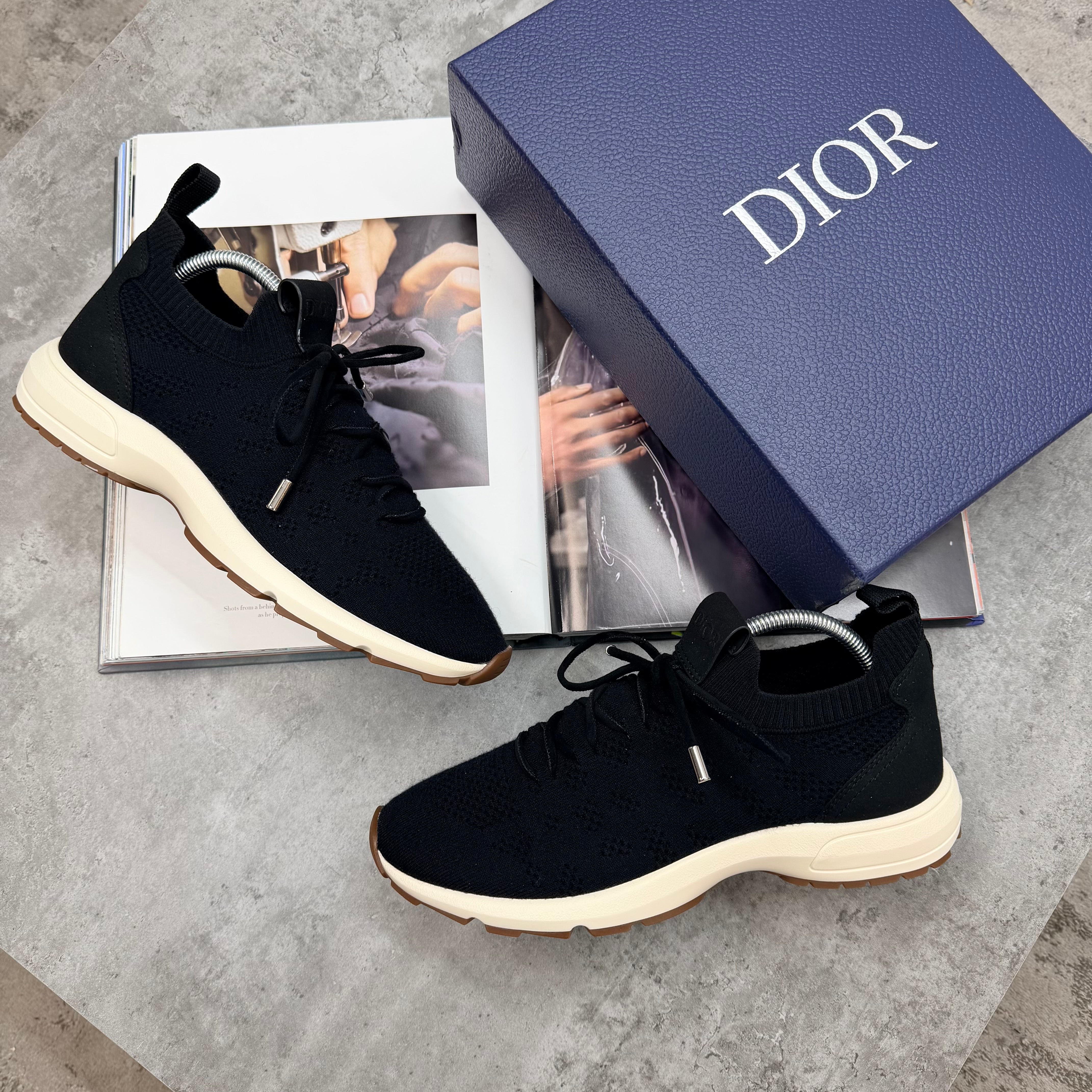 B80 - TRAINER - BLACK