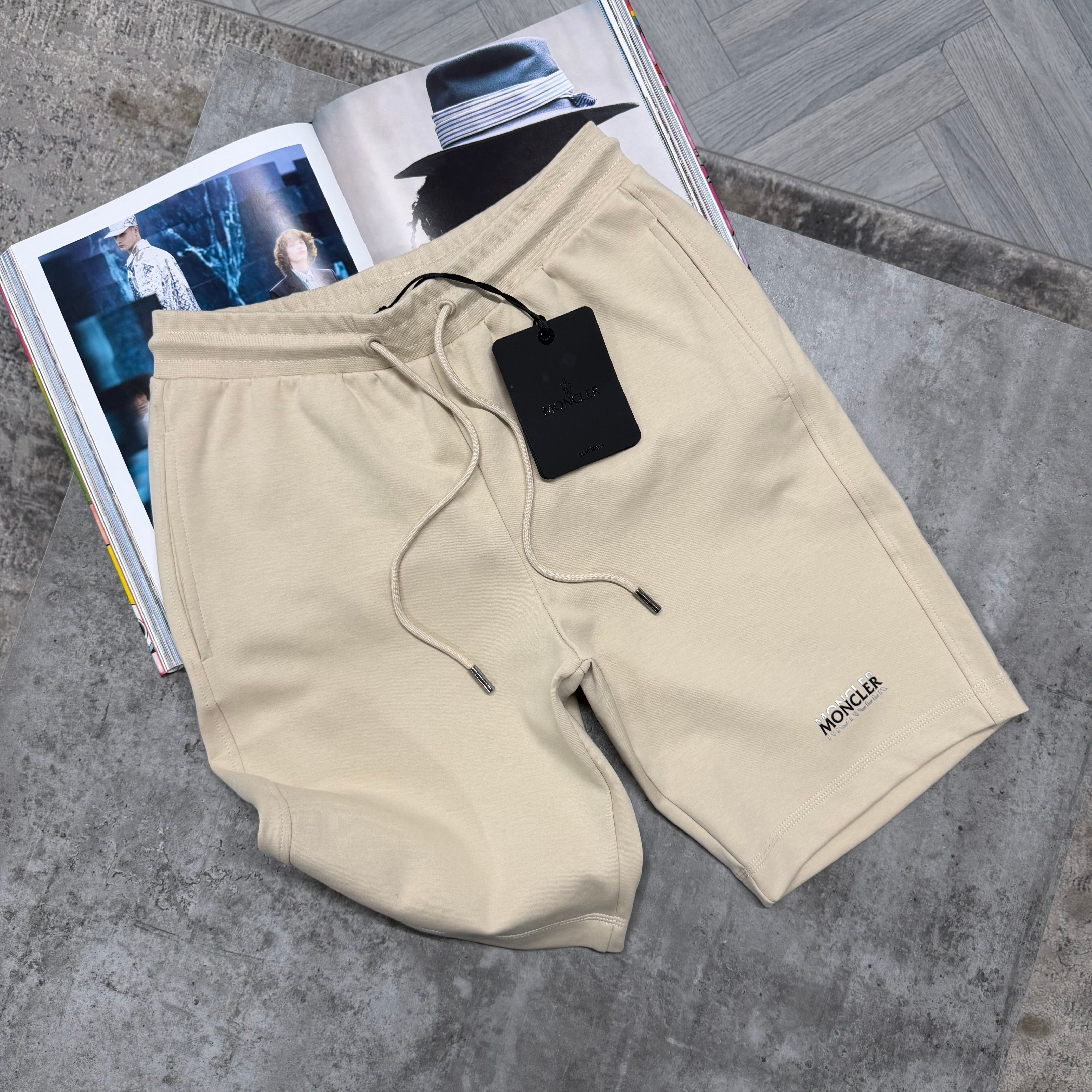 MNCLR SPLIT LOGO COTTON SHORTS - BEIGE