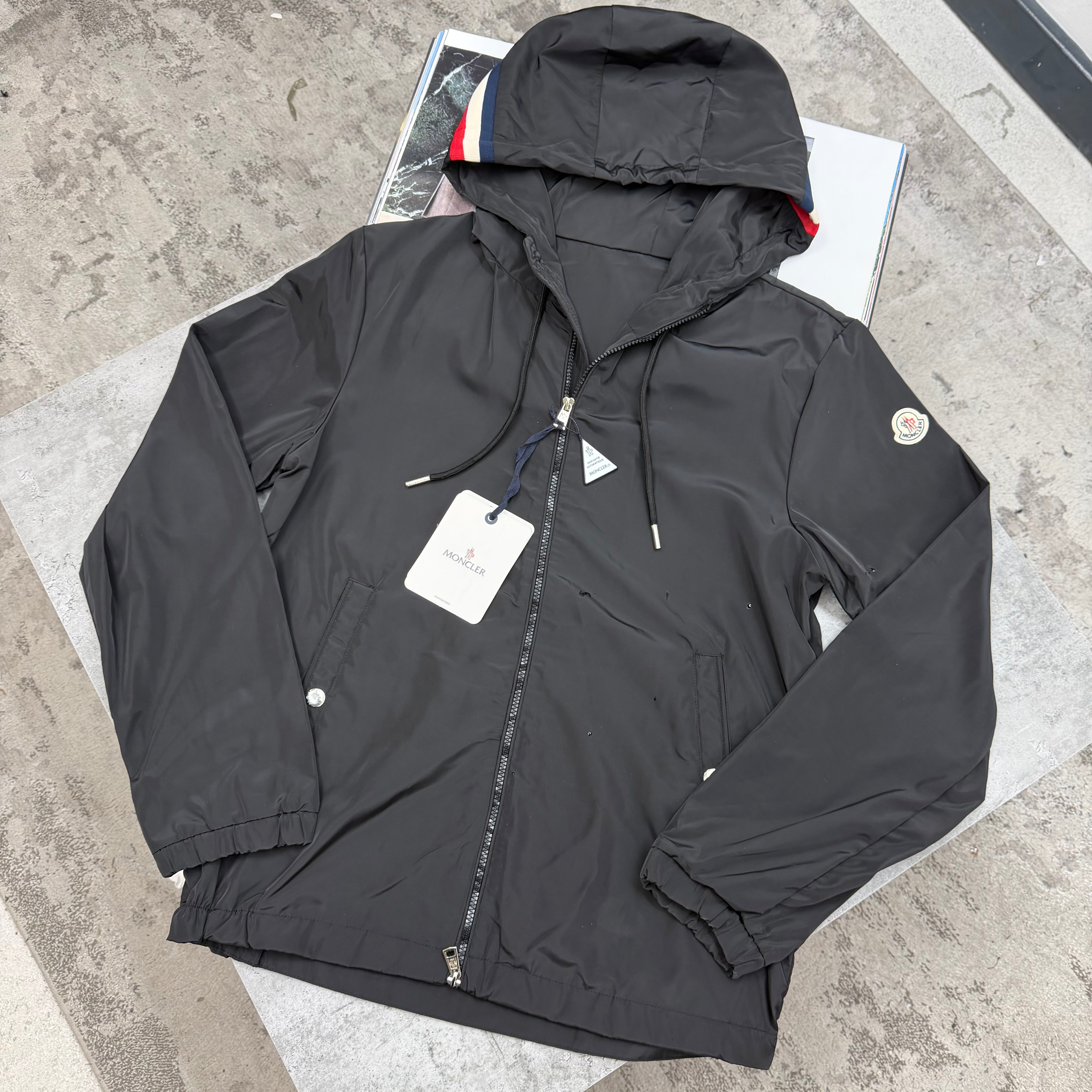 JACKET - BLACK