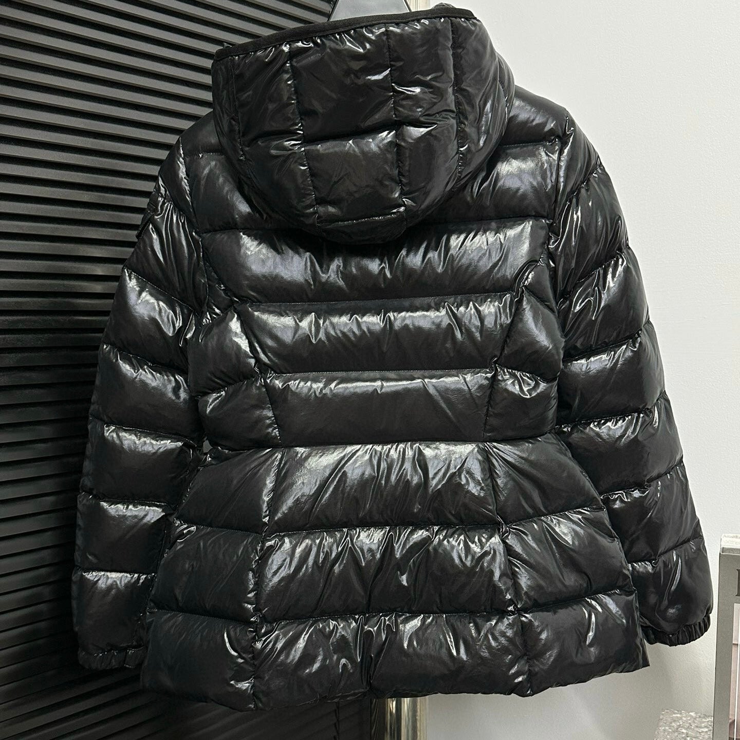 (PRE-ORDER) MNCLR - WOMENS POCKET ARM COAT - BLACK