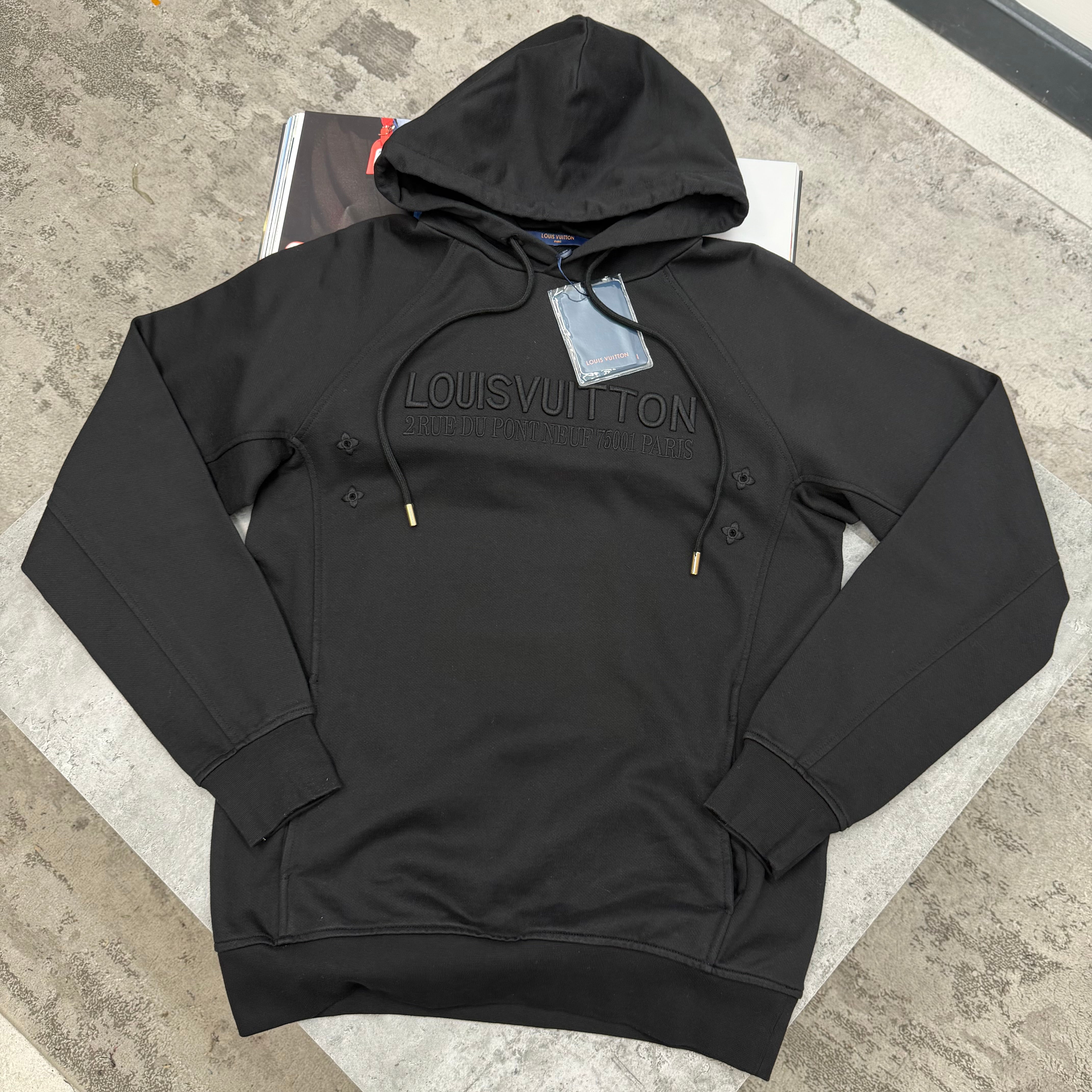 LVE - HOODIE - BLACK