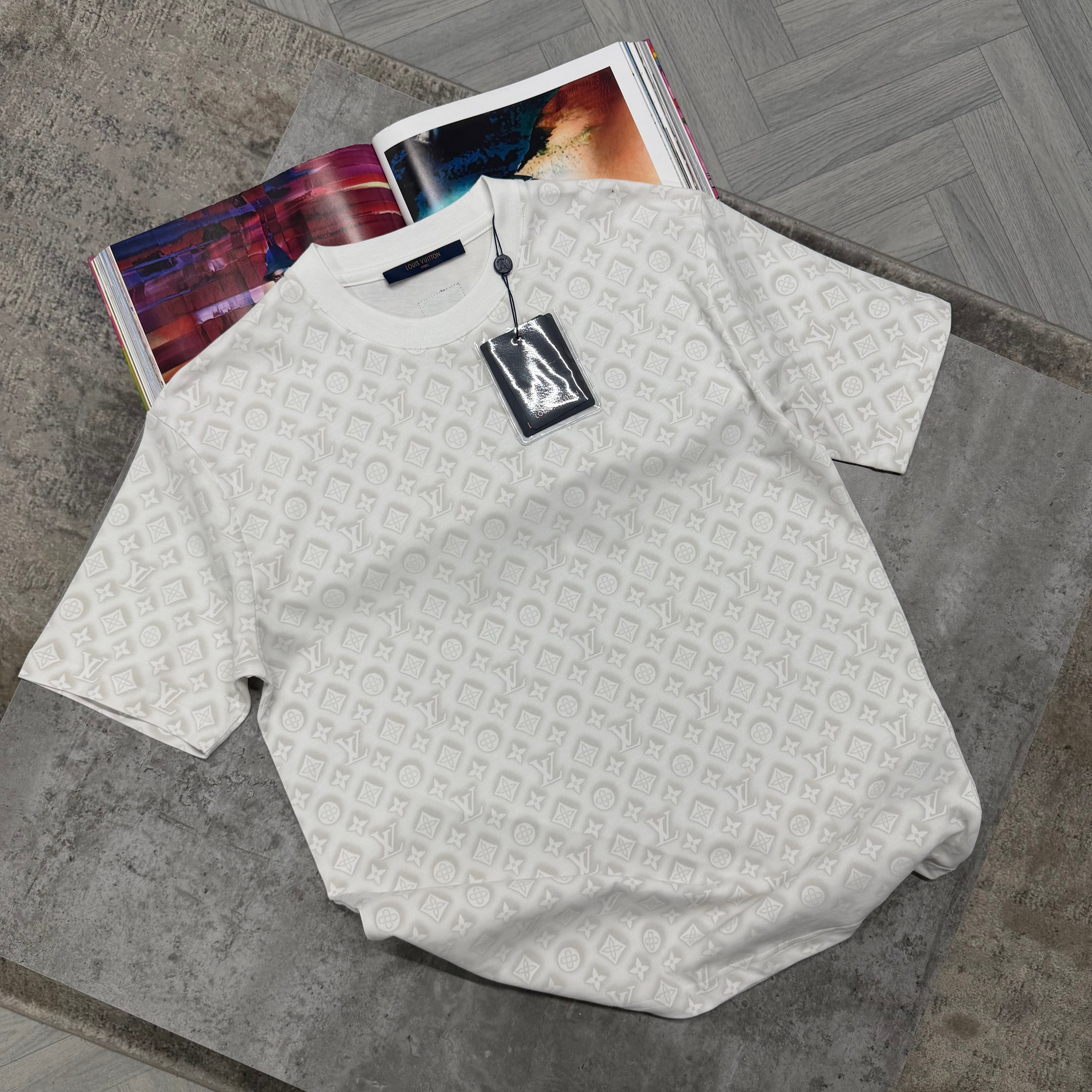 LVE MONOGRAM T SHIRT - WHITE