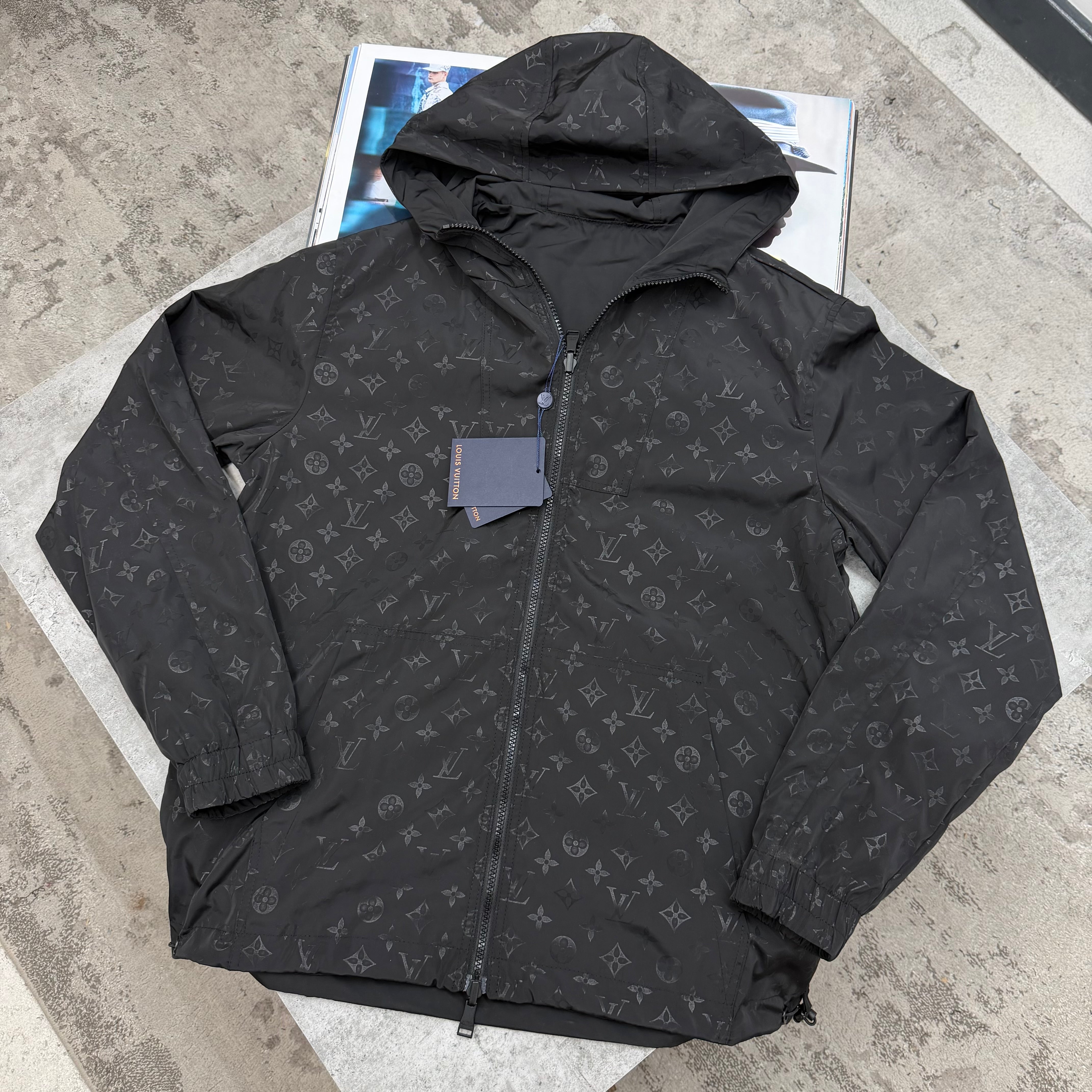 LVE - REVERSIBLE MONOGRAM JACKET - BLACK