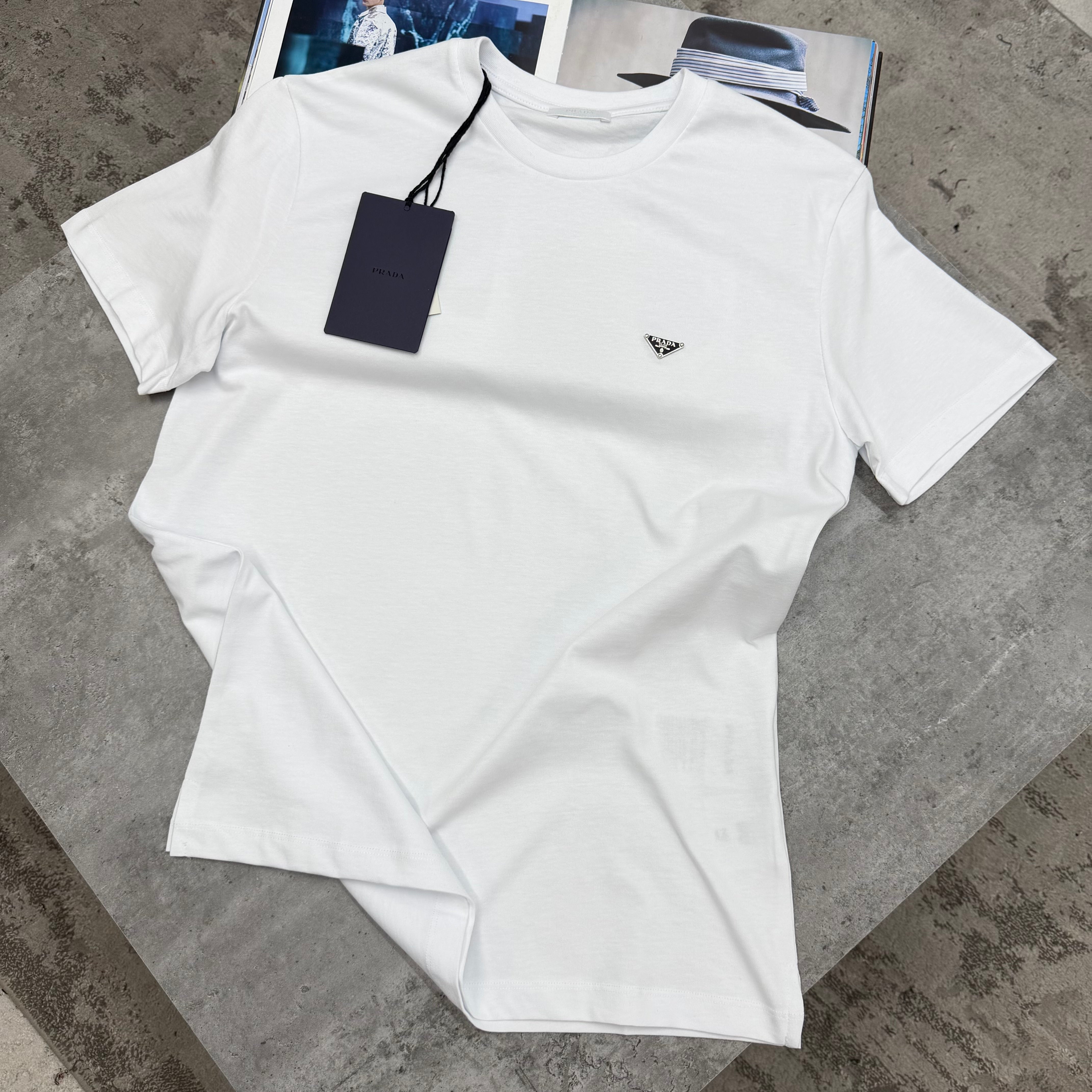 PDA - SMALL BADGE T-SHIRT - WHITE