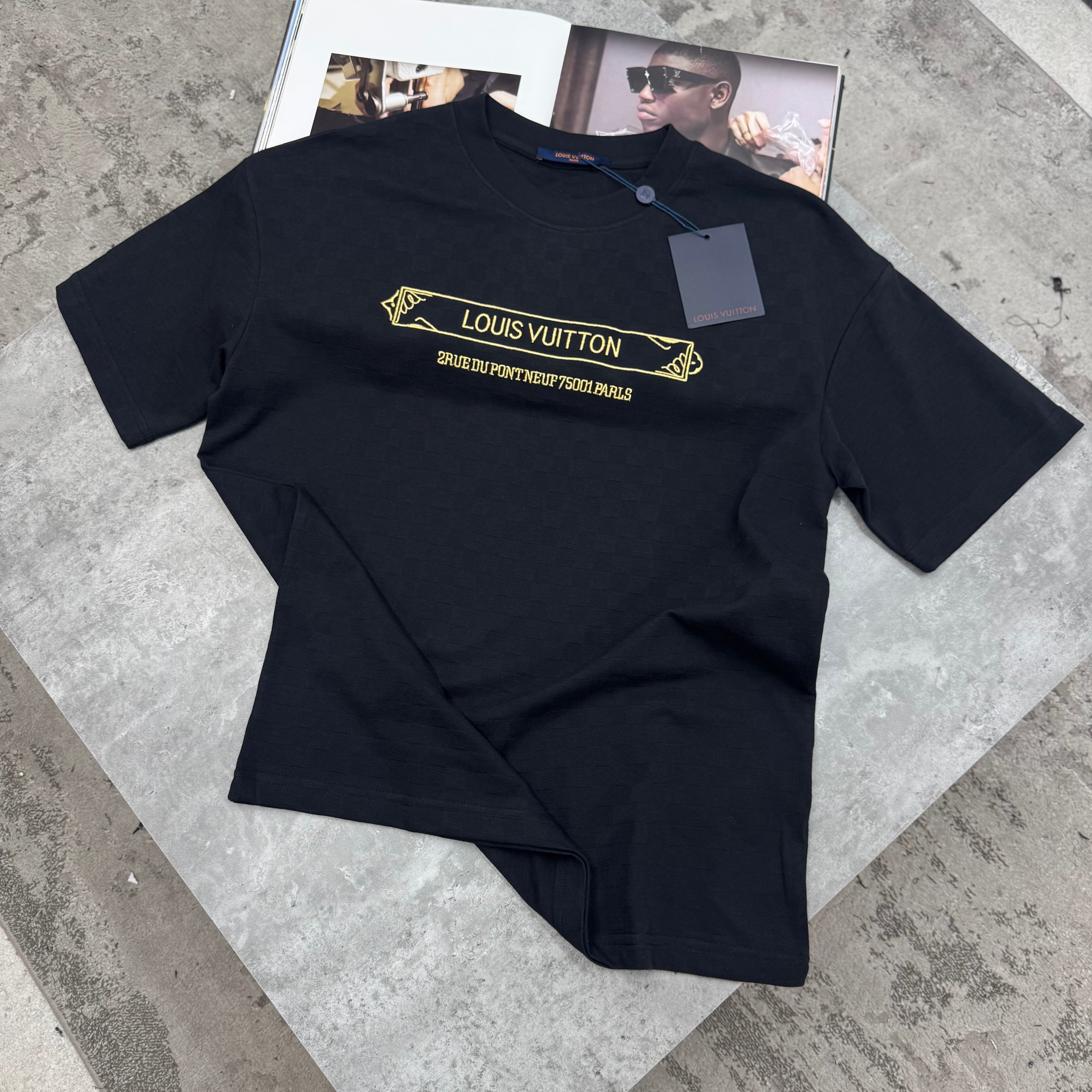 LVE - GOLD PONT NEUF T-SHIRT - BLACK