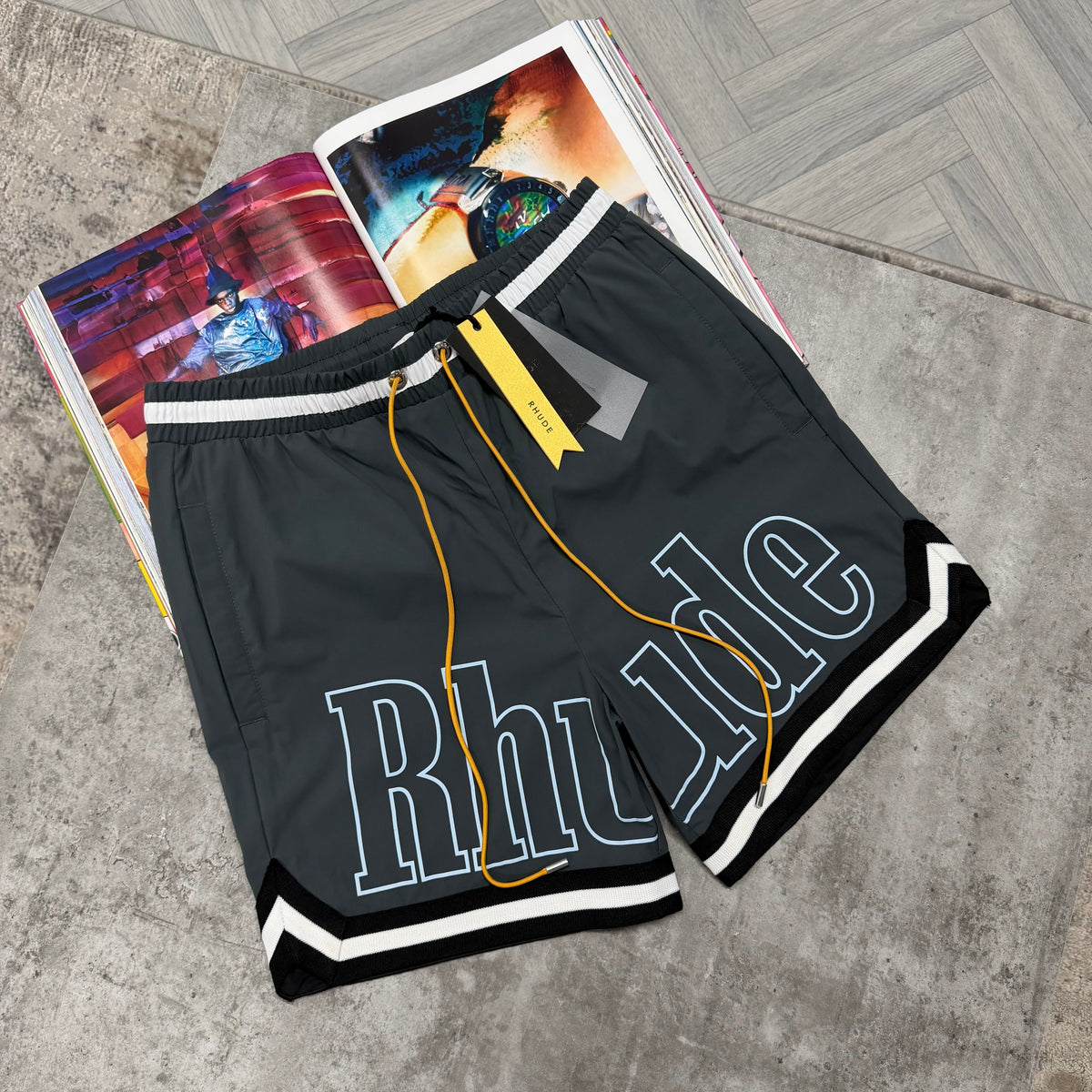 RHU SHORTS - ANTHRACITE