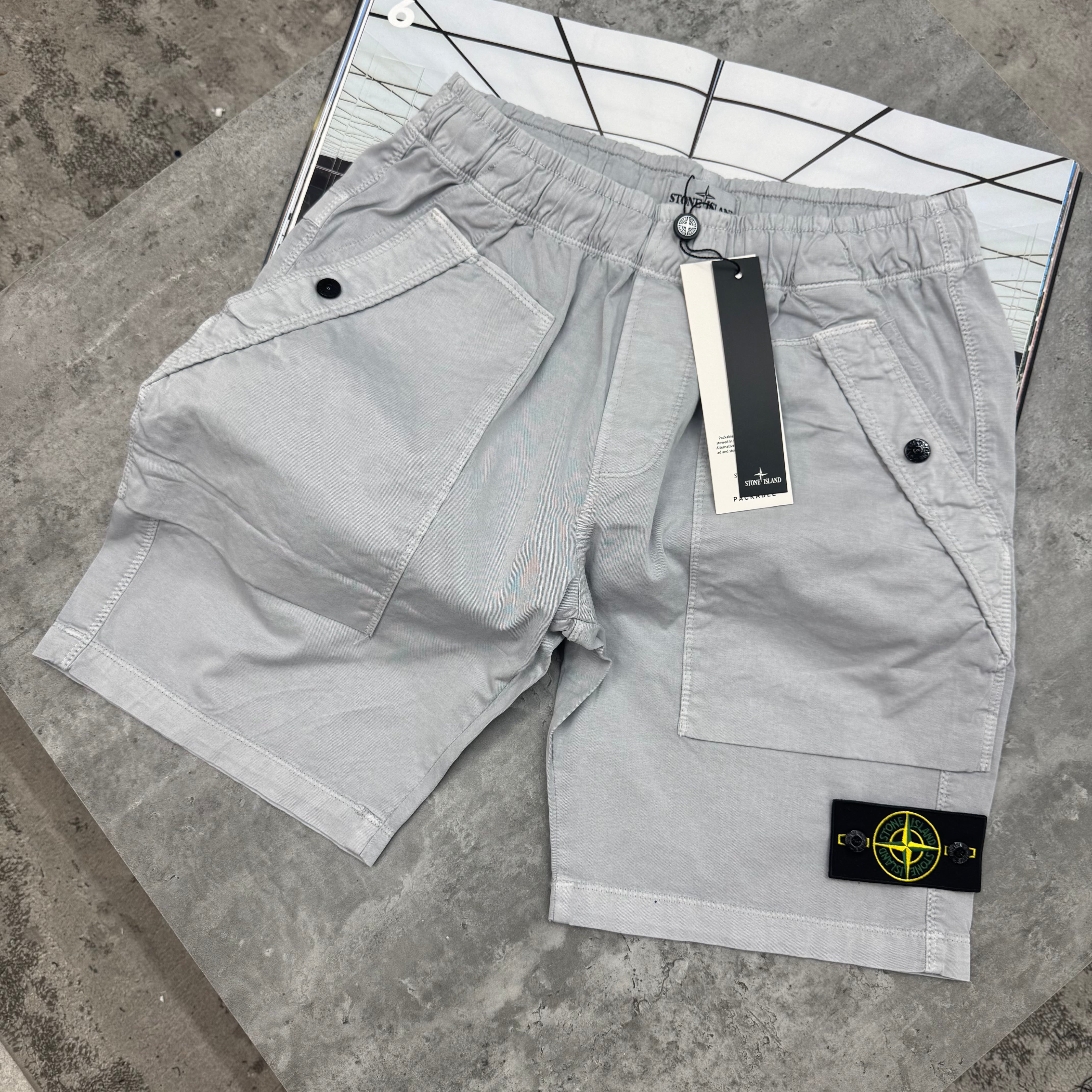 SI - BUTTON POCKET CARGO SHORTS - GREY