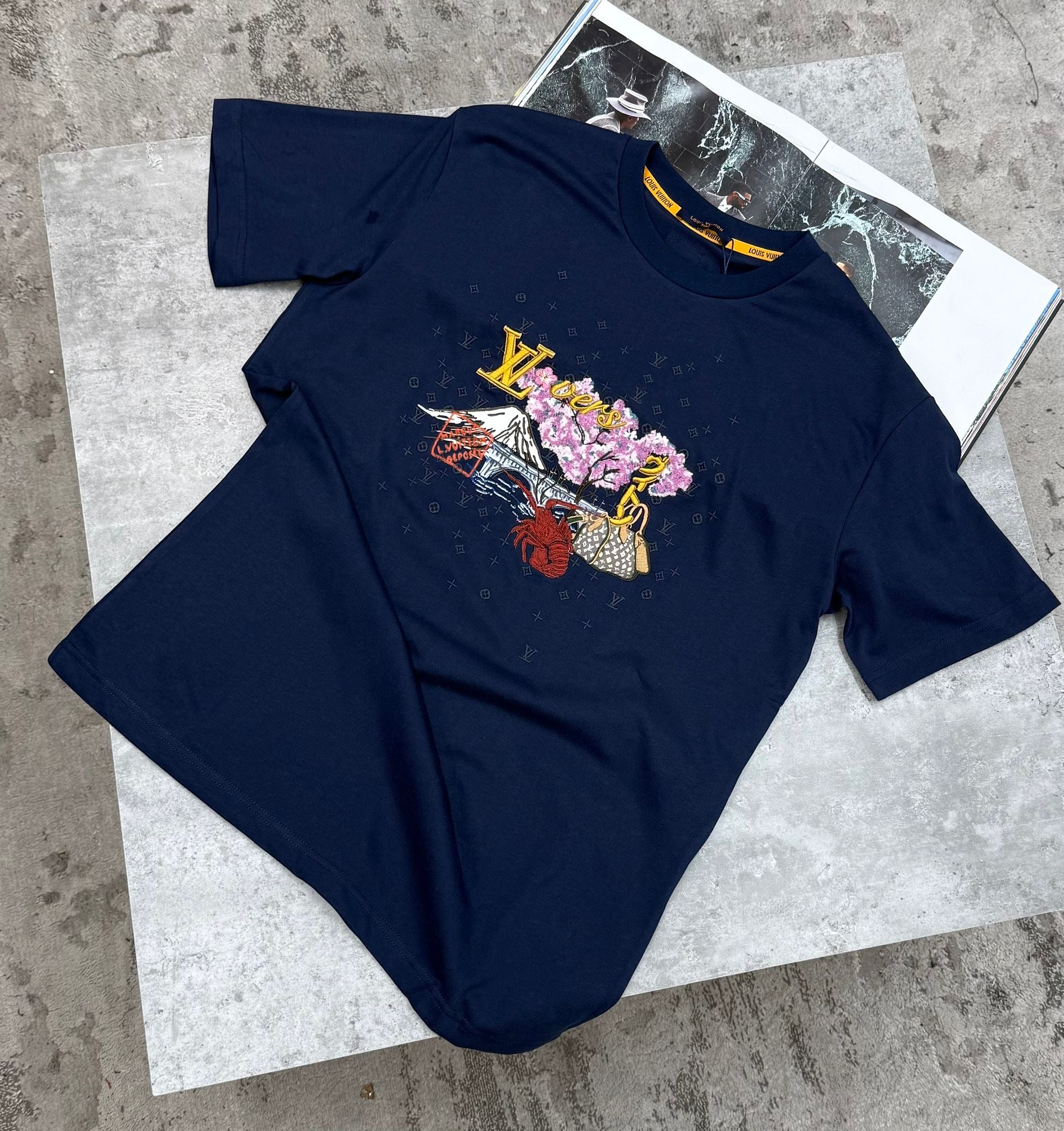 LVE - BLOSSOM T-SHIRT - NAVY