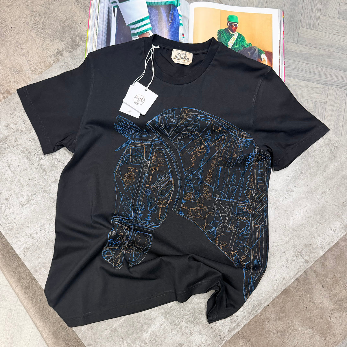 H T SHIRT - BLACK