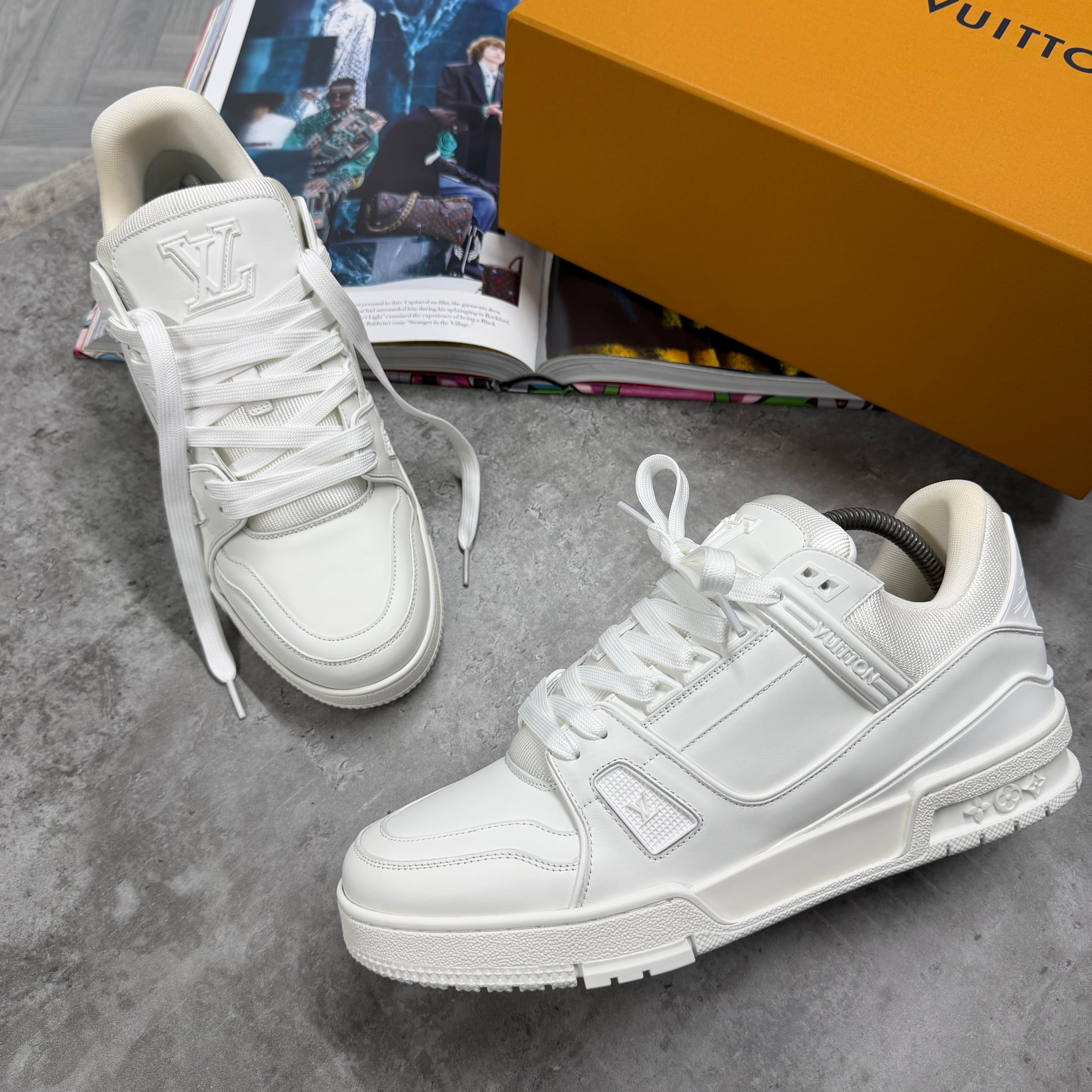 LVE TRAINER - WHITE