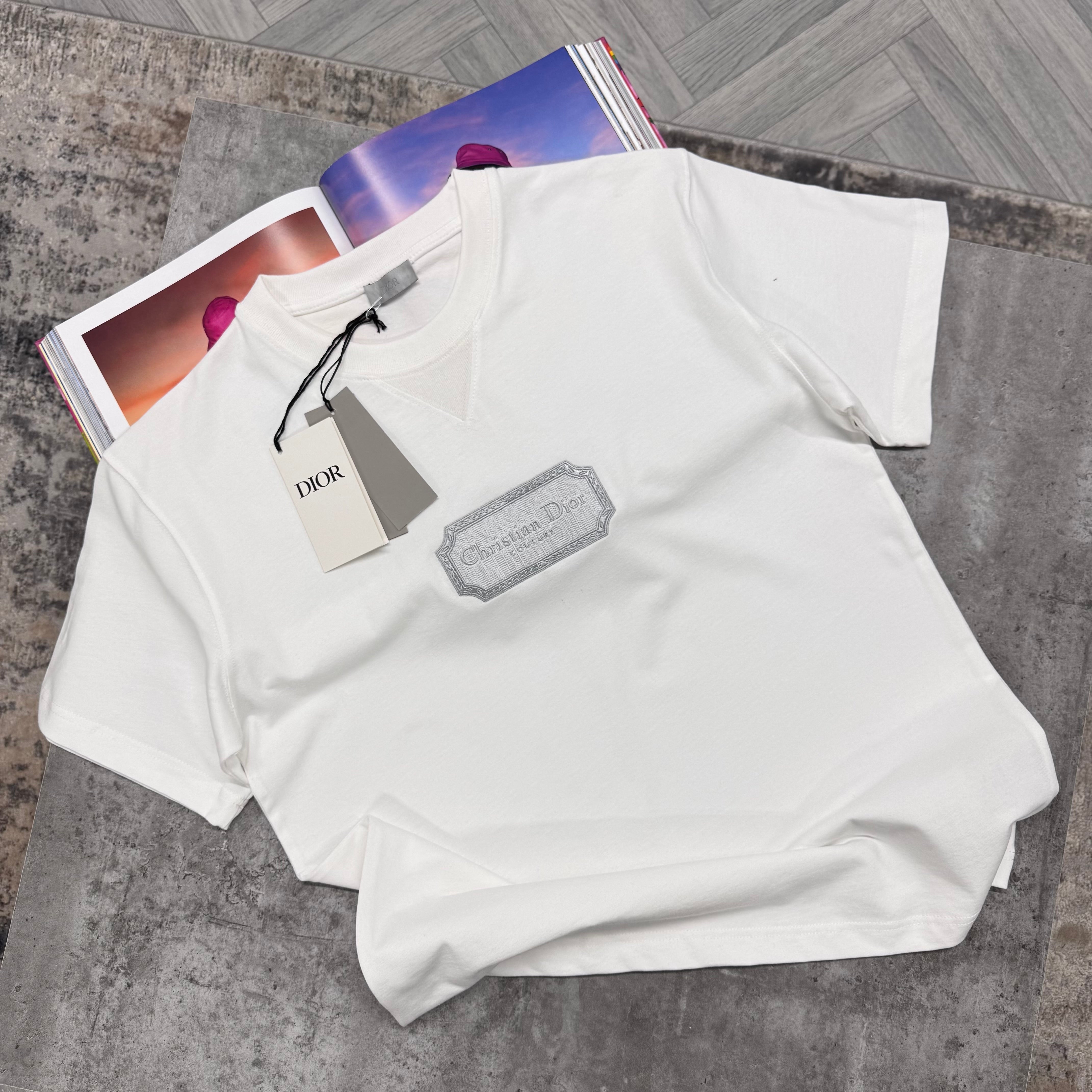 CD COUTURE T SHIRT - WHITE