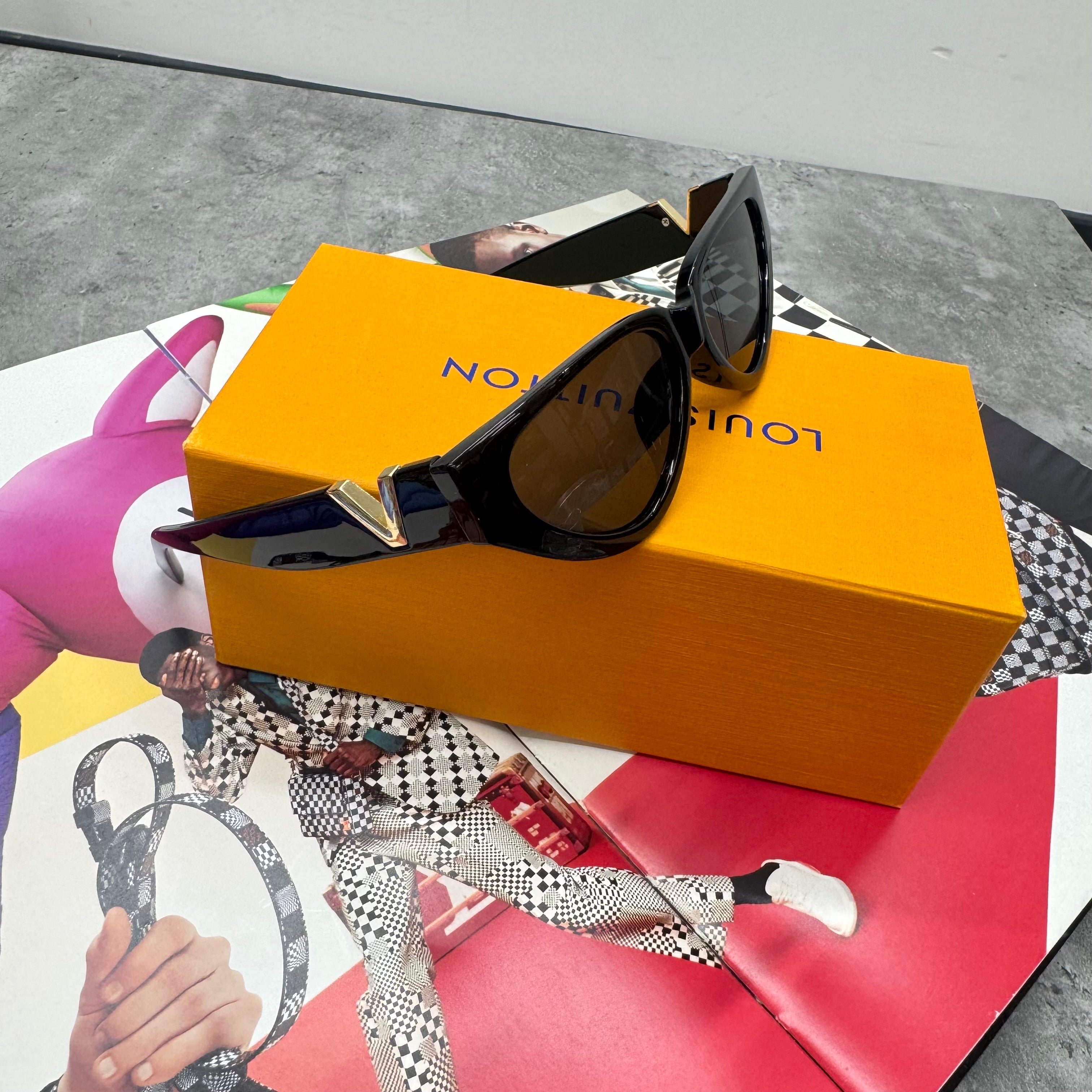 LVE - WOMENS SUNGLASSES - BLACK