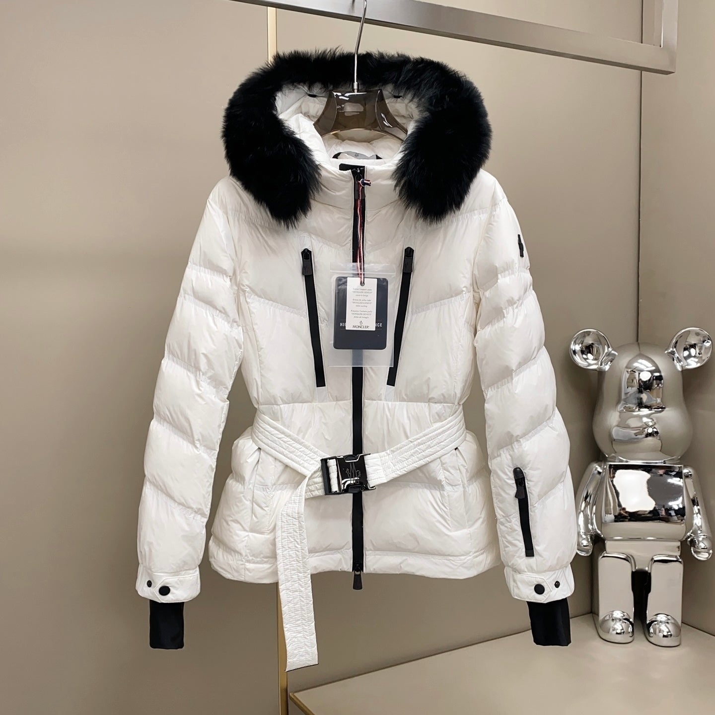 (PRE-ORDER) MNCLR - WOMENS GRENOBLE COAT - WHITE