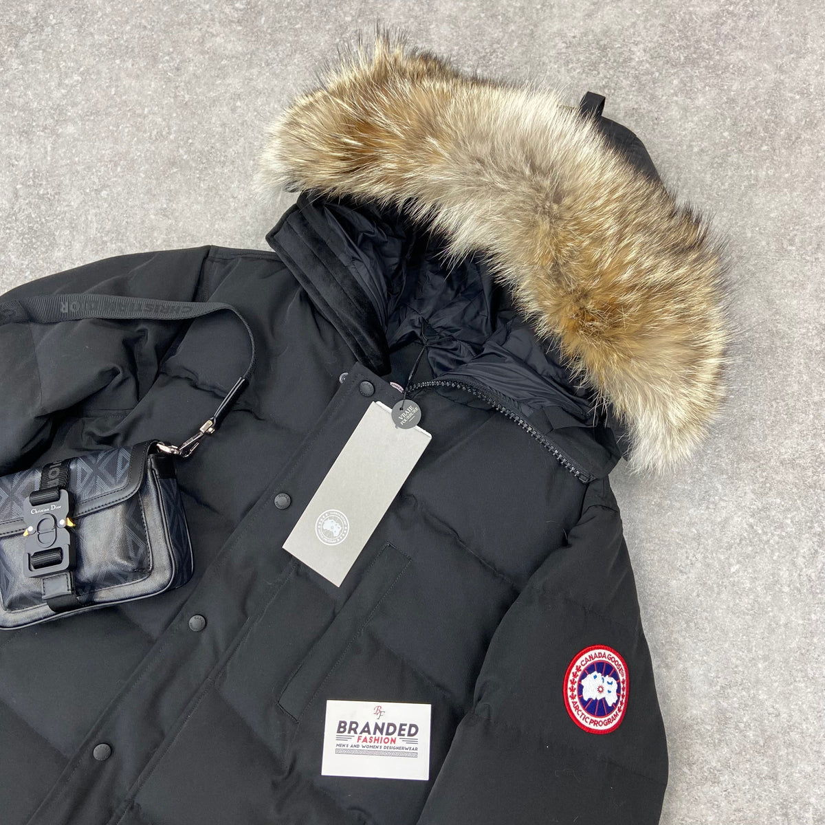 (PRE-ORDER) CANADA GOOSE - CARSON BLACK COAT - DETACHABLE FUR