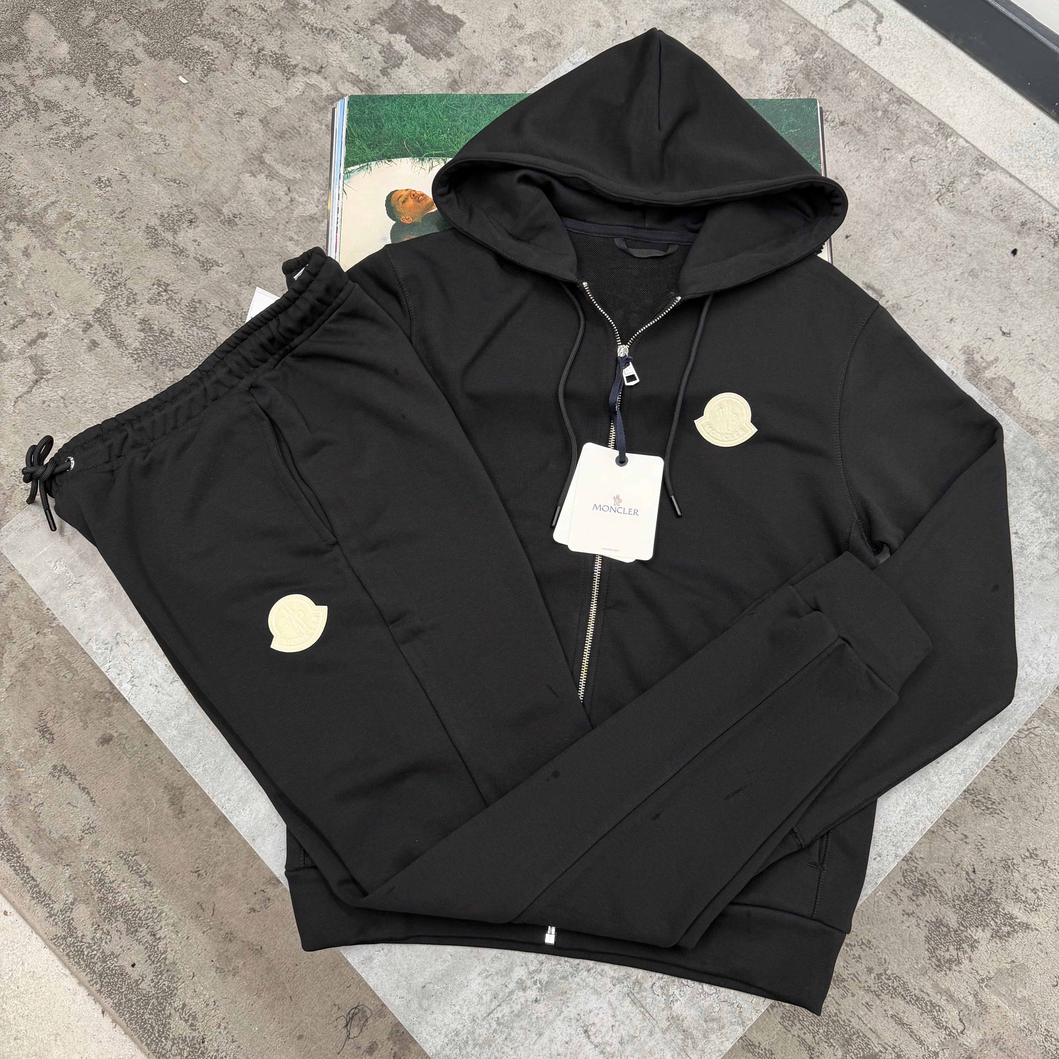 FULL ZIP TRACKSUIT - BLACK
