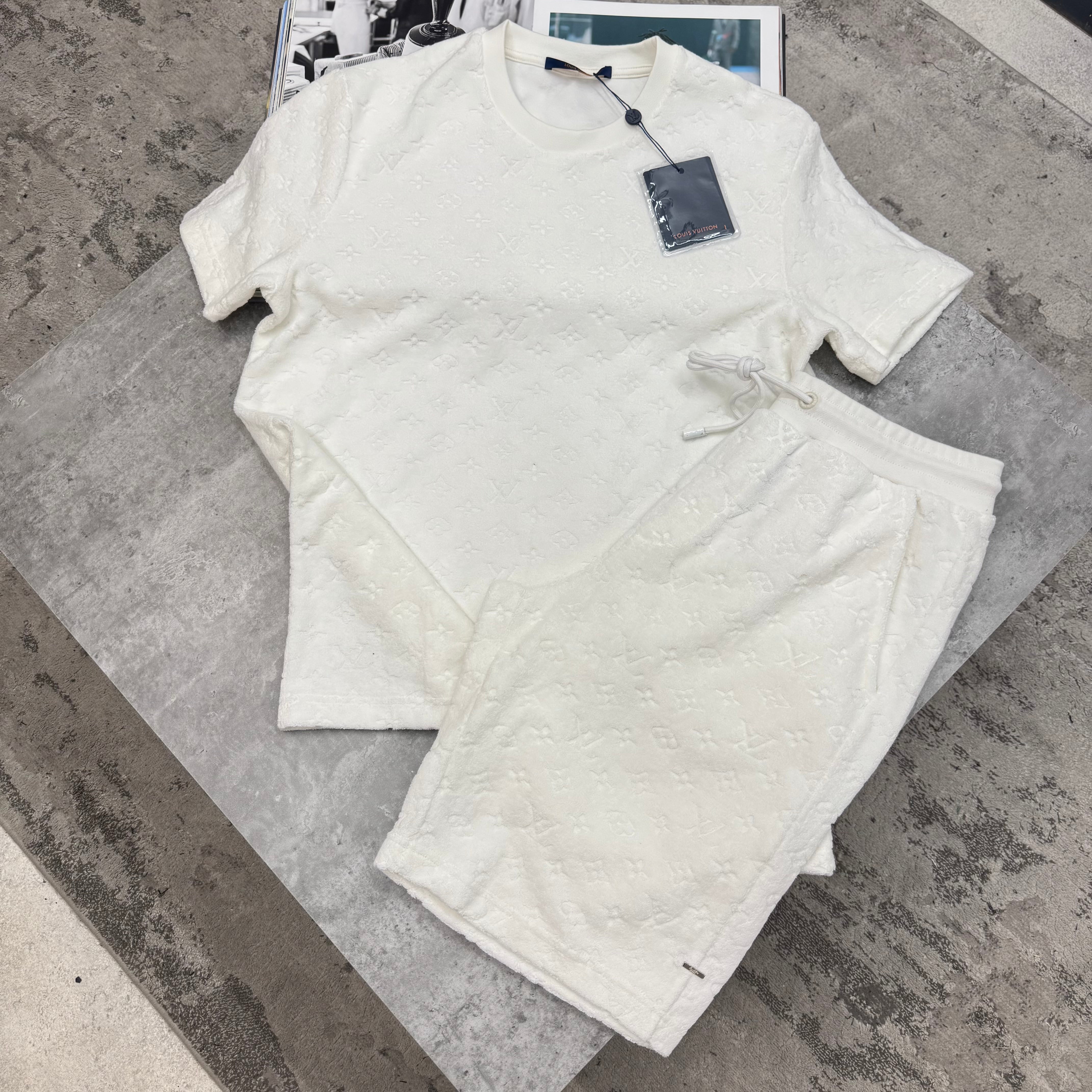 LVE - MONOGRAM TERRY SHORTS SET - WHITE