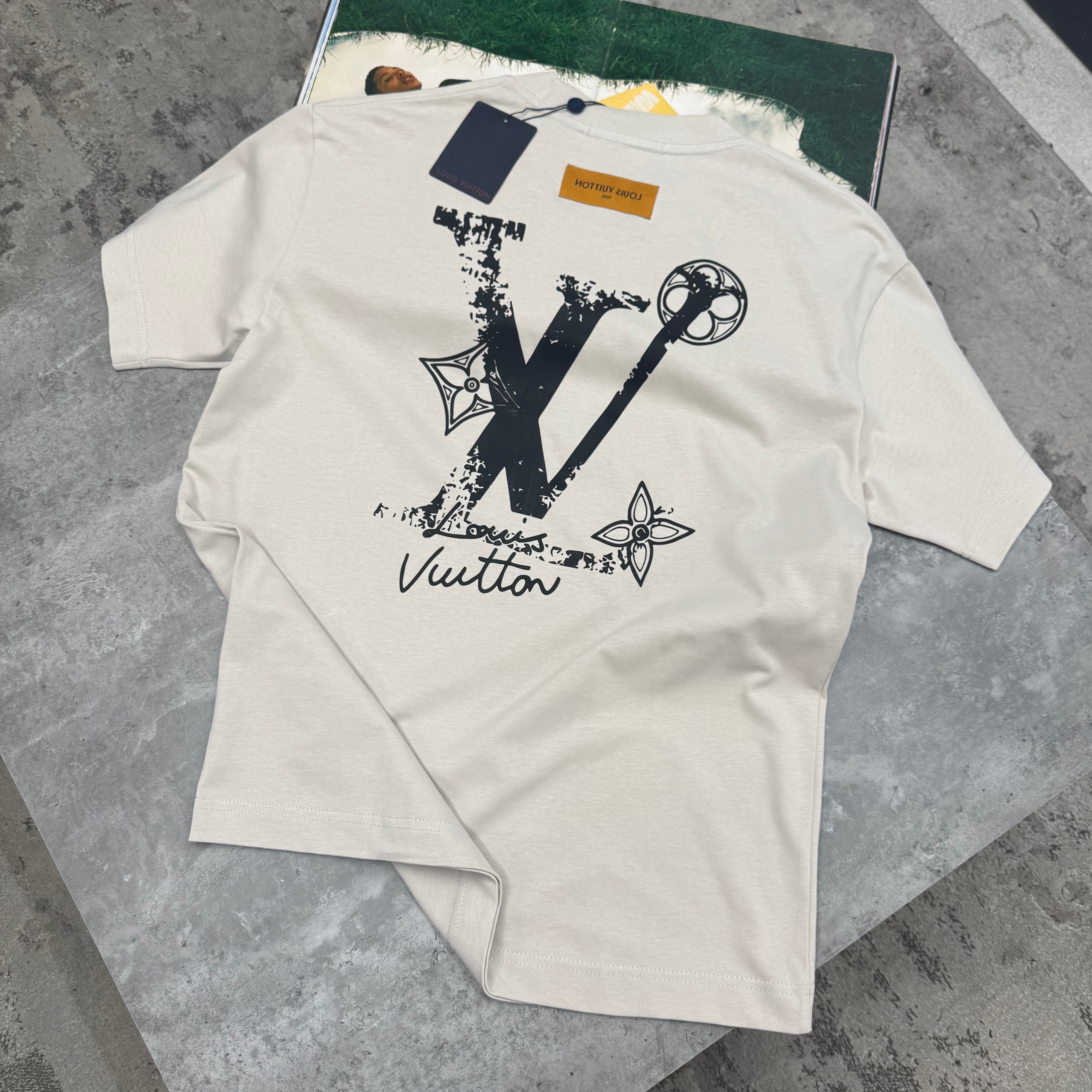 LVE - T-SHIRT - STONE