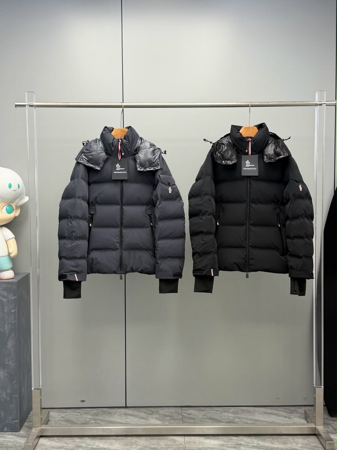 MNCLR PUFF SIDE LOGO GRAY - (PRE ORDER)