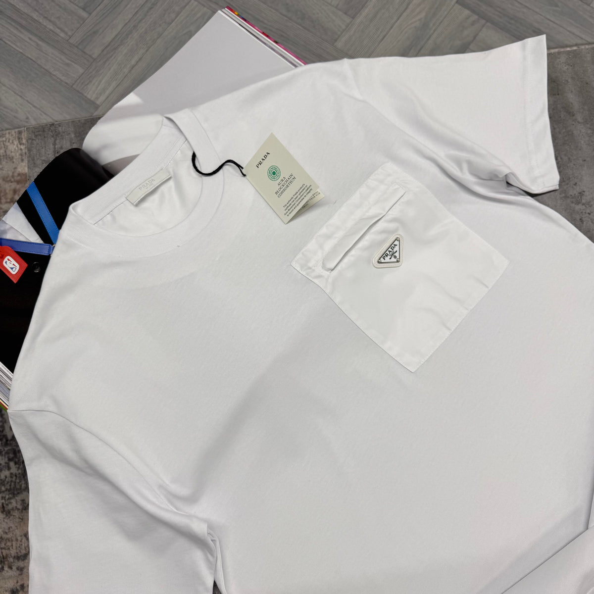 PDA POCKET T SHIRT - WHITE