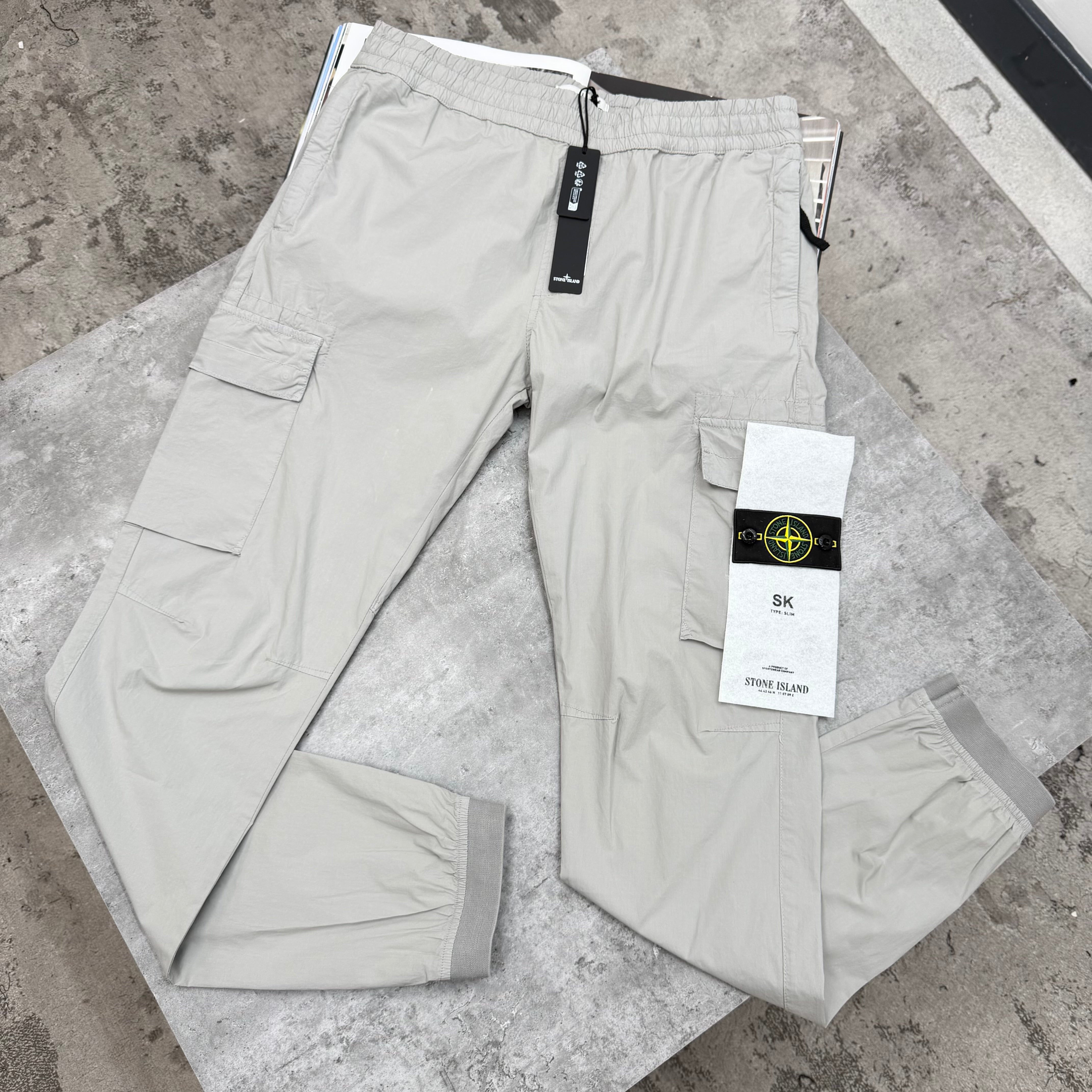 SI - LIGHTWEIGHT ZIP POCKET CARGOS - GREY