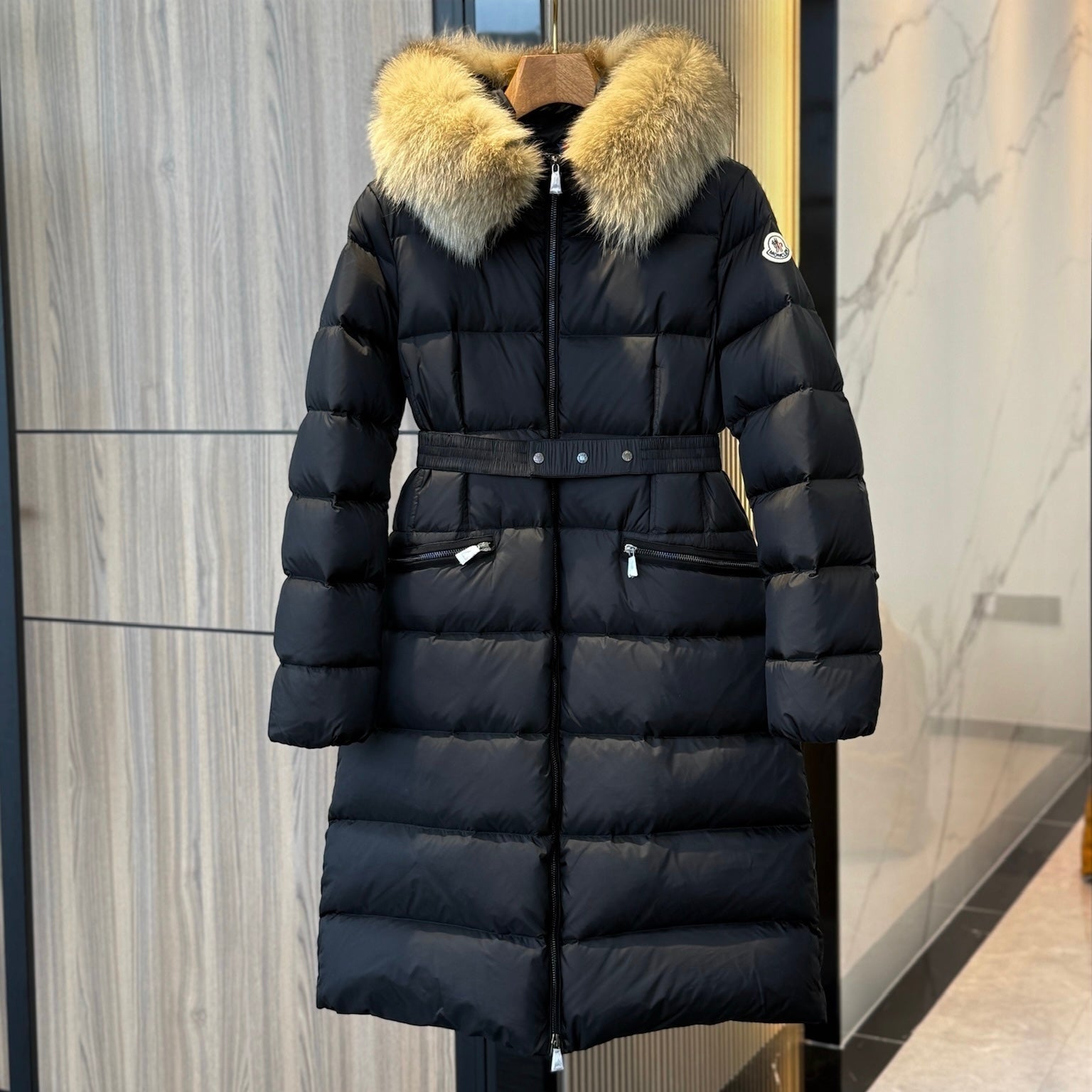 (PRE-ORDER) MNCLR - WOMENS COAT
