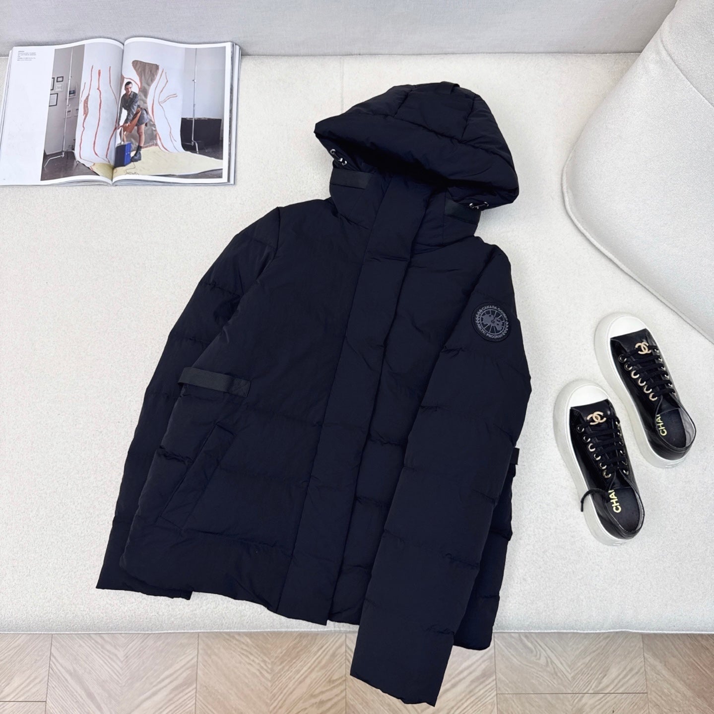 (PRE-ORDER) CG - WOMENS BLACK BADGE COAT - NAVY