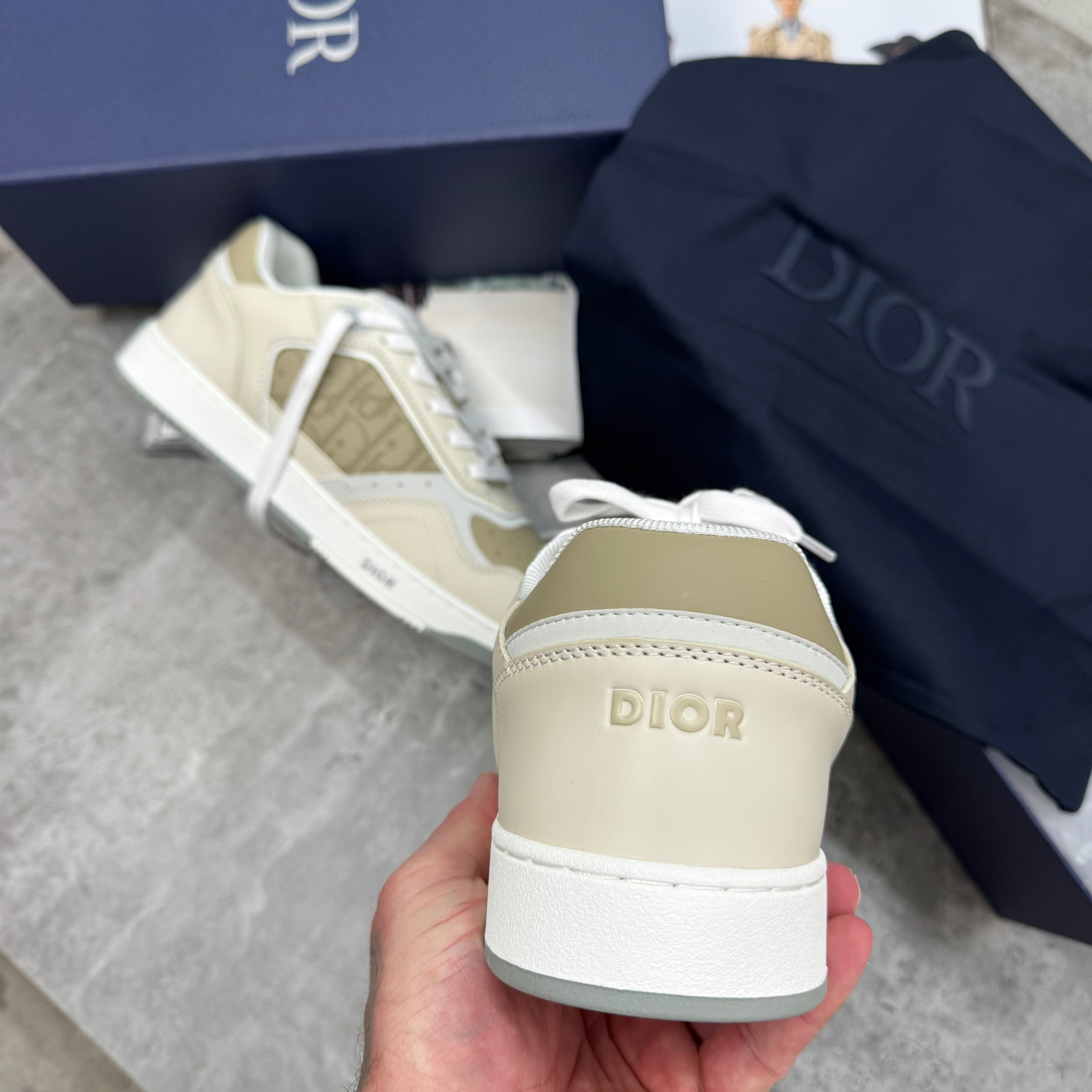 B27 - TRAINERS - BEIGE