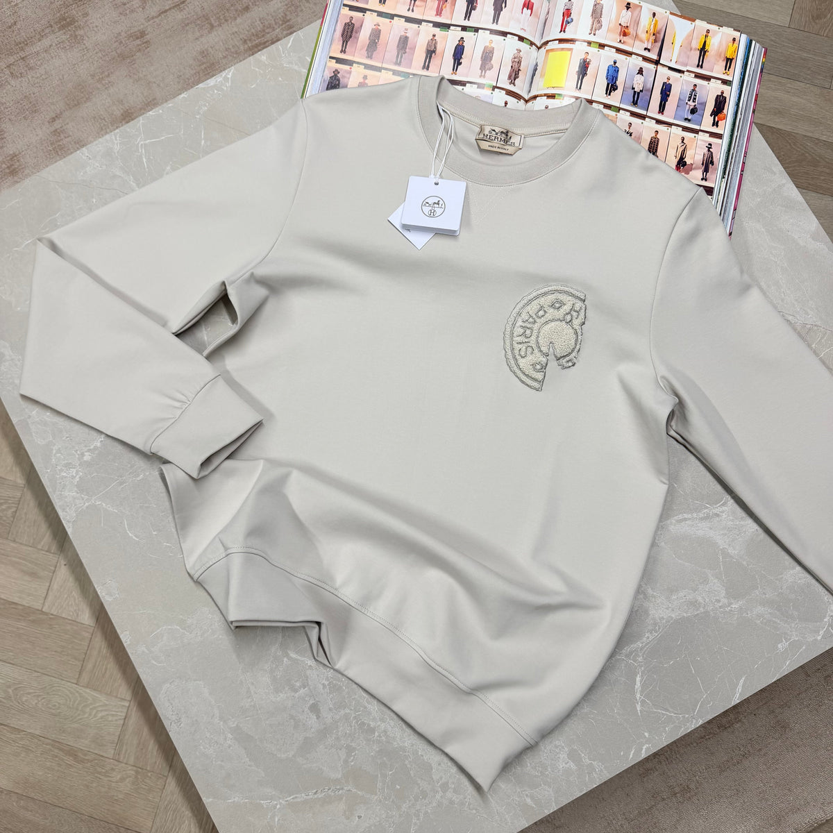 H CREWNECK - CREAM