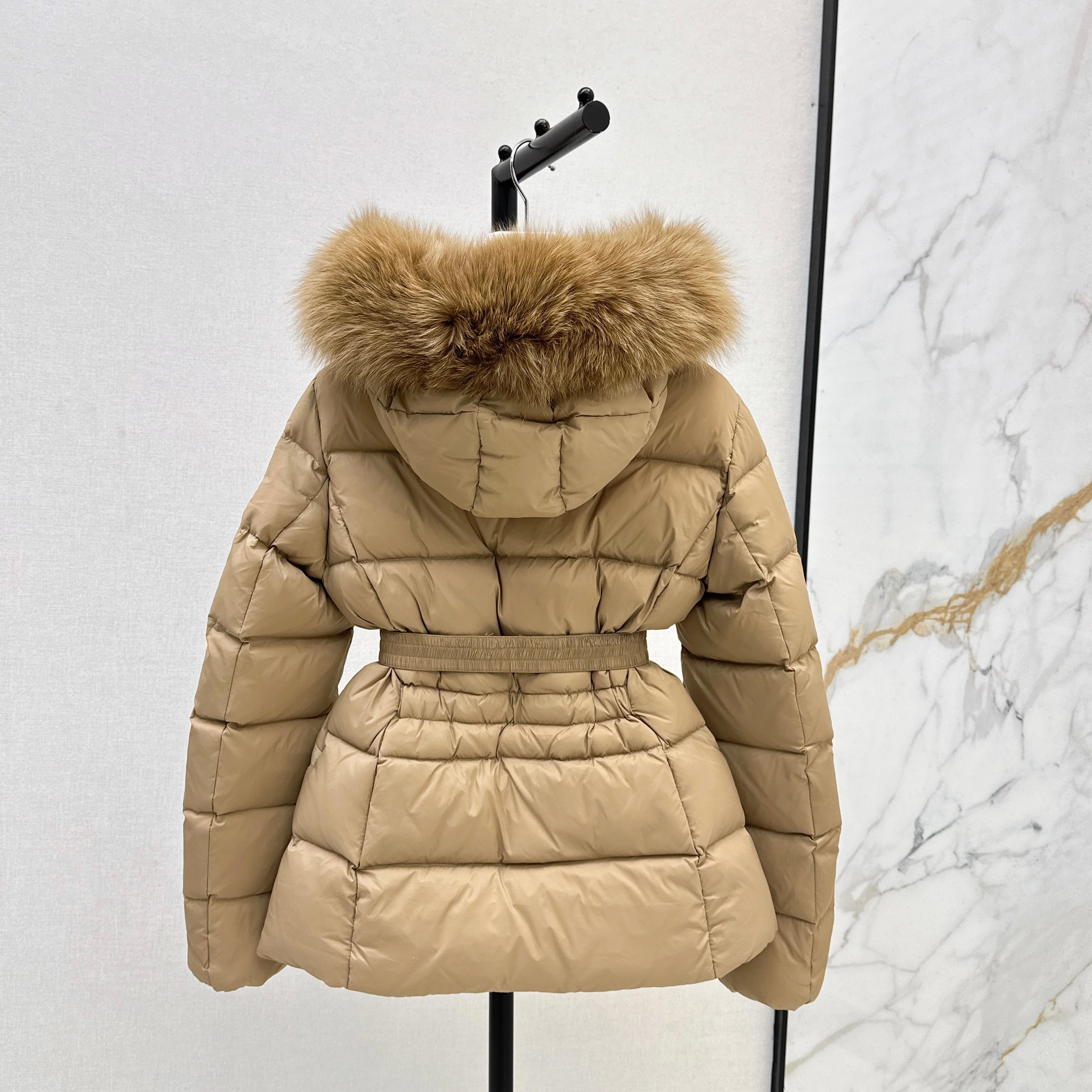 (PRE-ORDER) MNCLR - WOMENS COAT - CAMEL