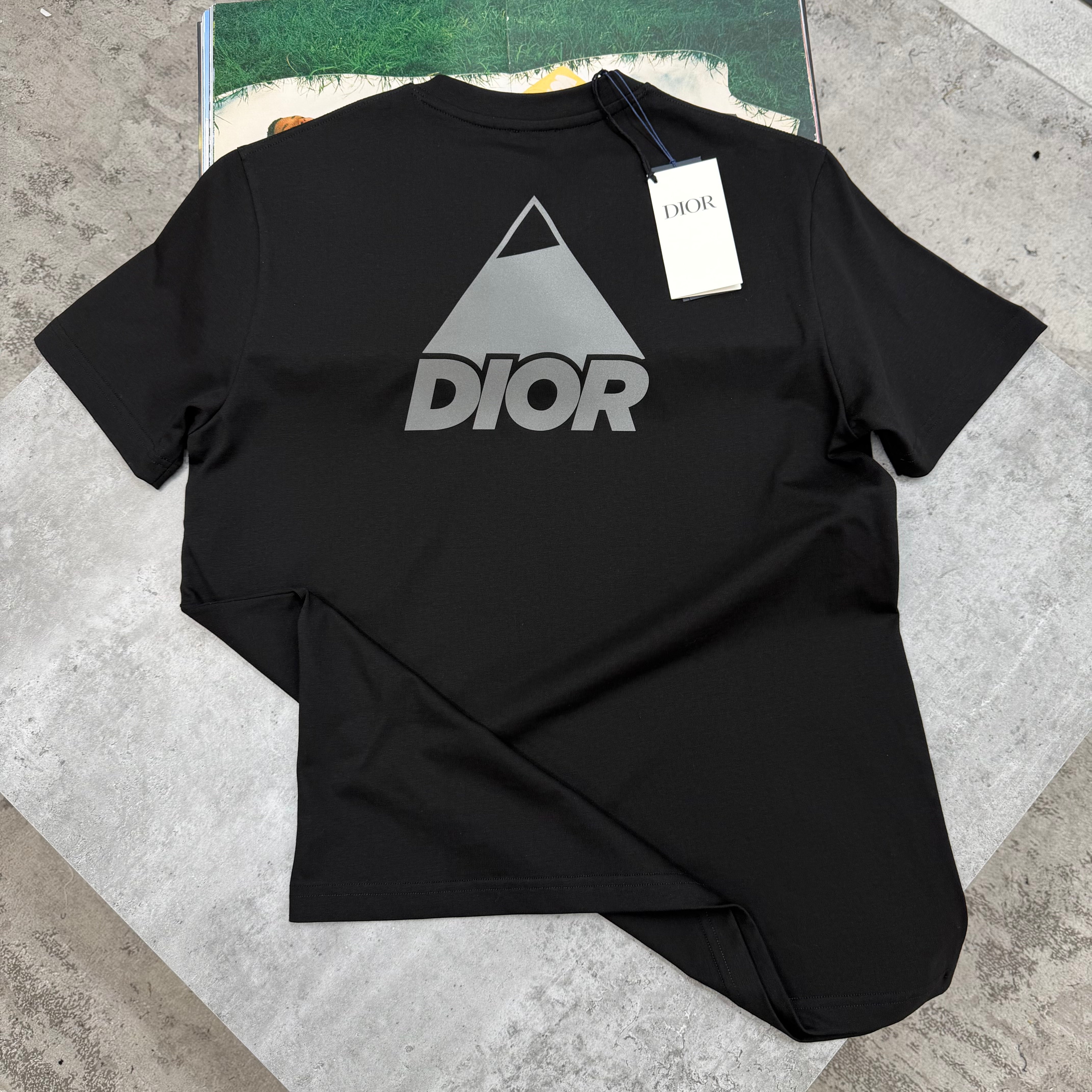 CD - T-SHIRT - BLACK