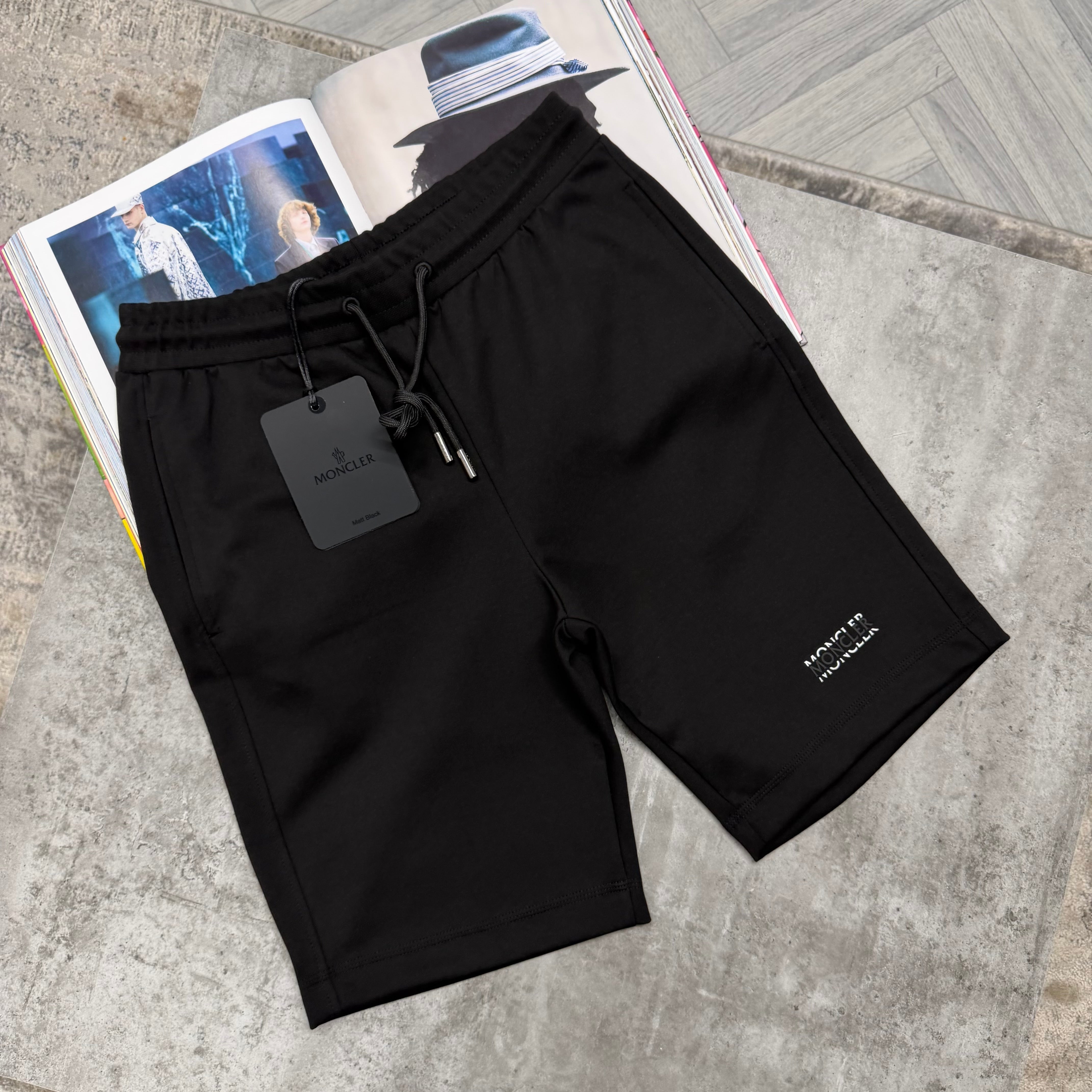 MNCLR SPLIT LOGO COTTON SHORTS - BLACK