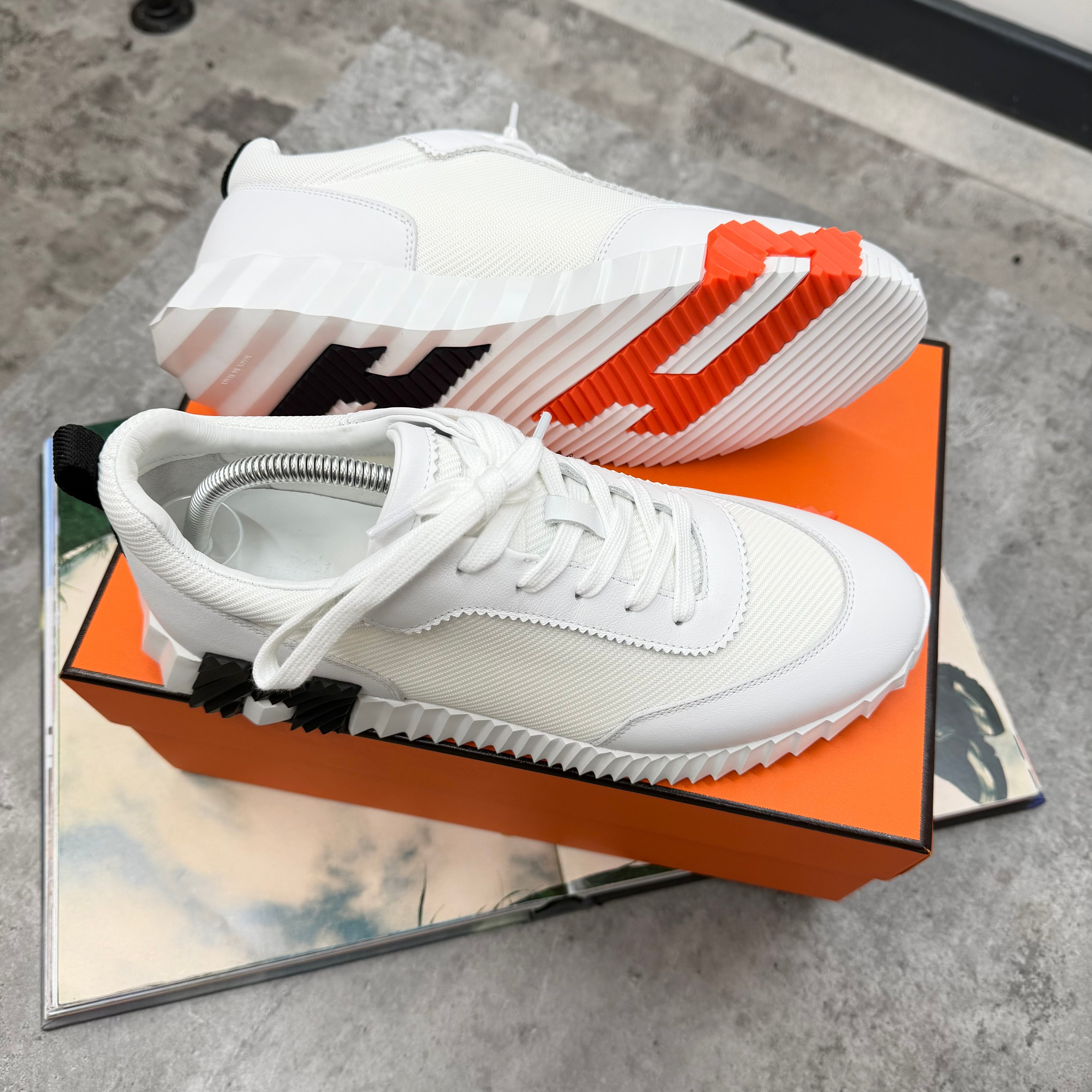 HMES - TRAINERS - WHITE