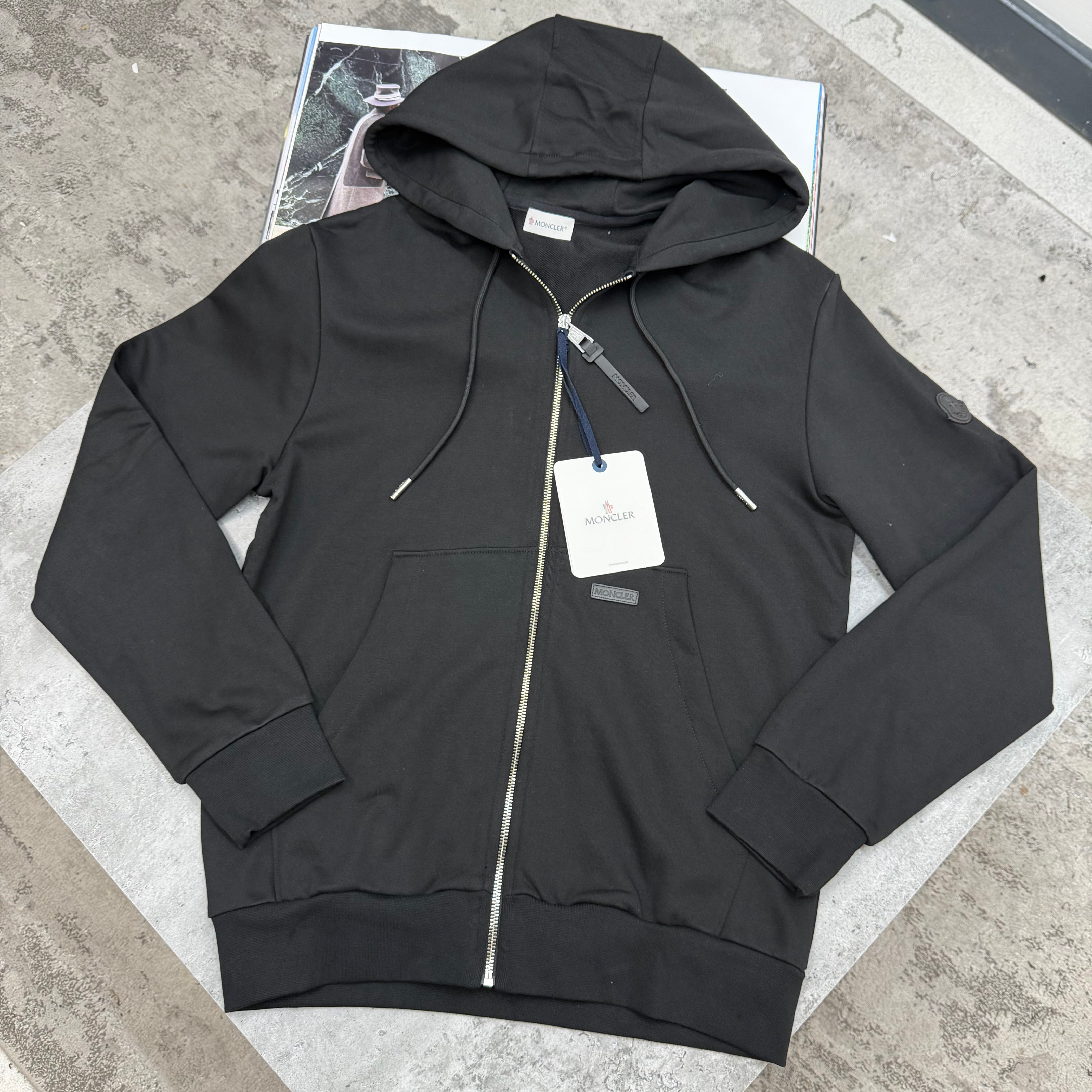 TRACKSUIT - BLACK