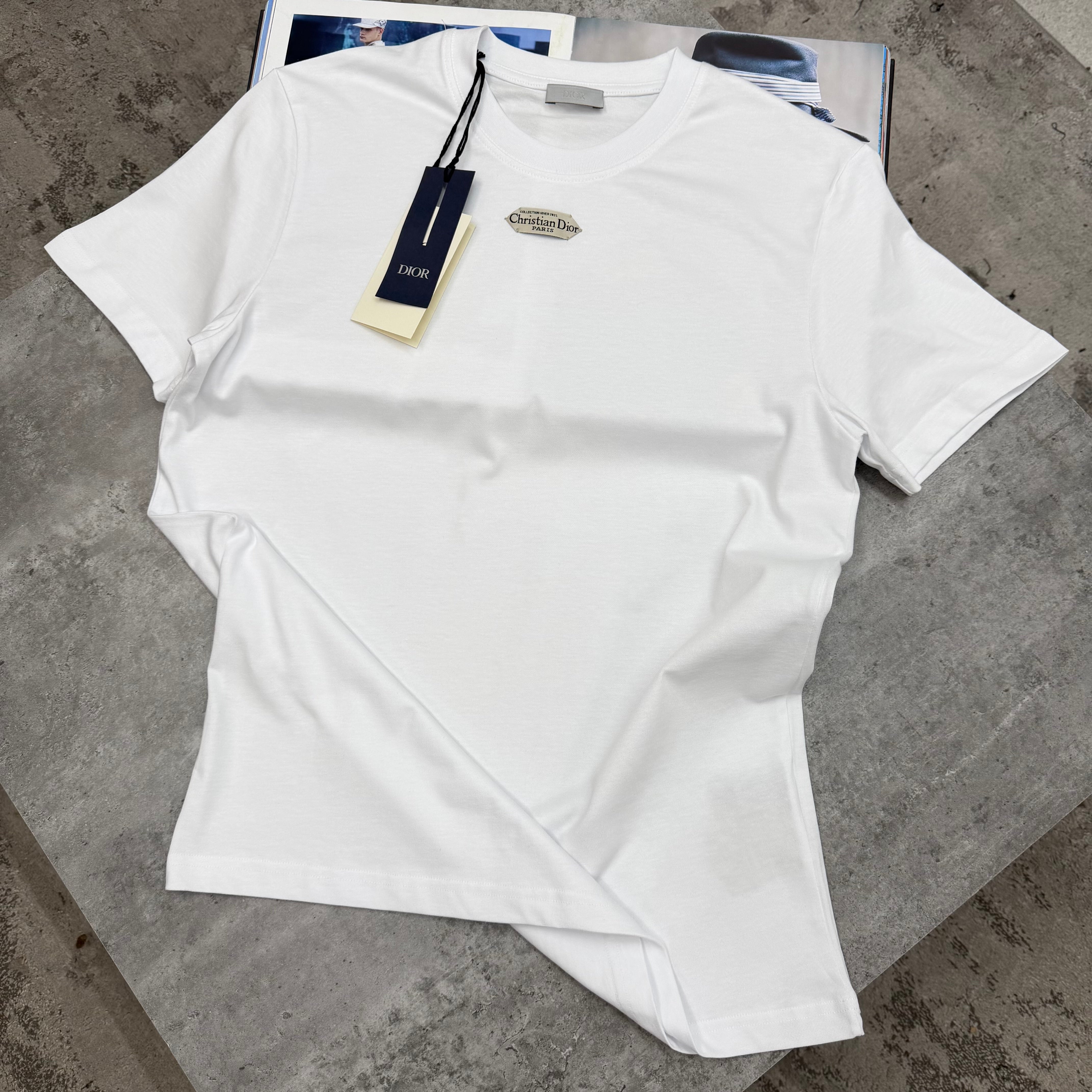 CD - TAB T-SHIRT - WHITE