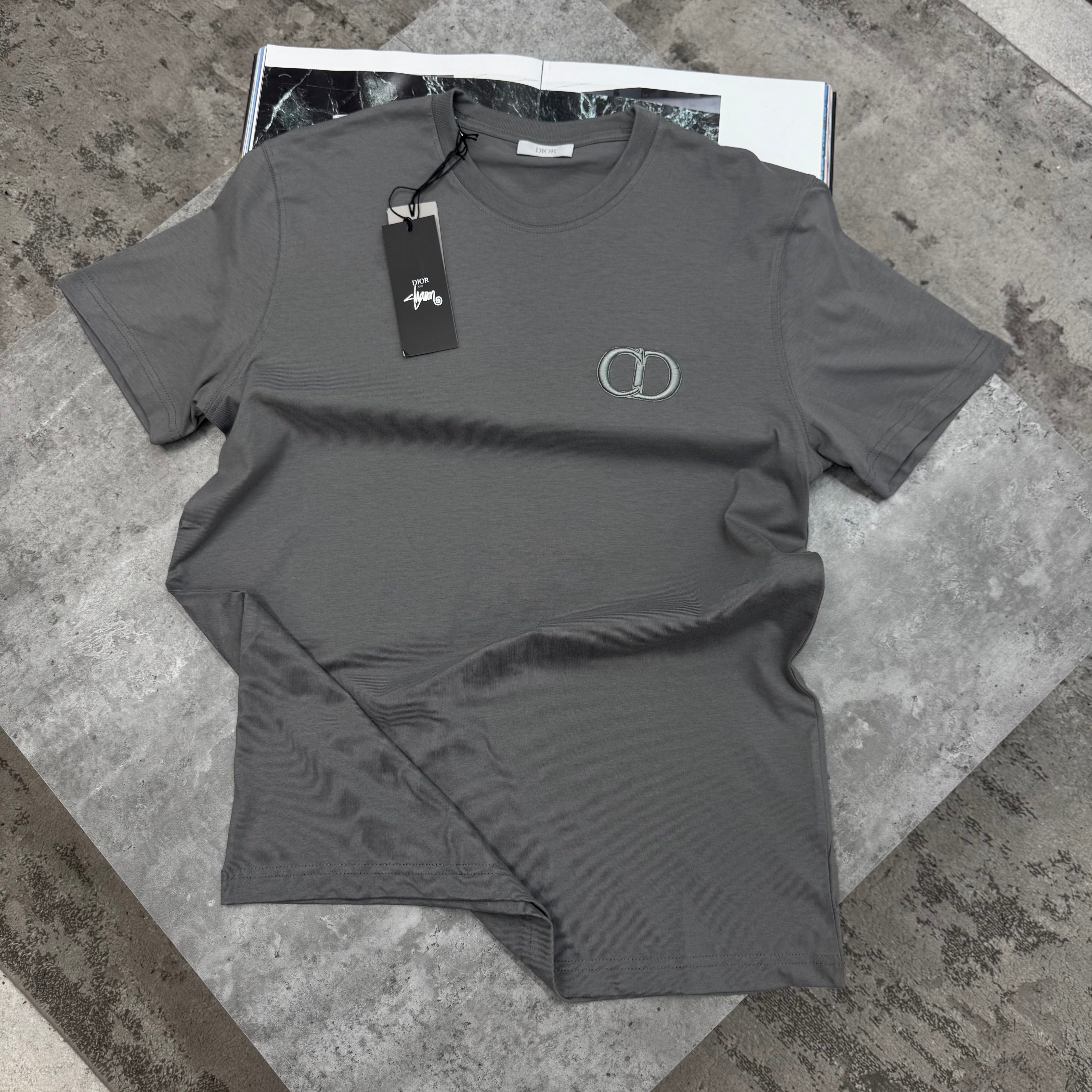 CD - T-SHIRT - CHARCOAL