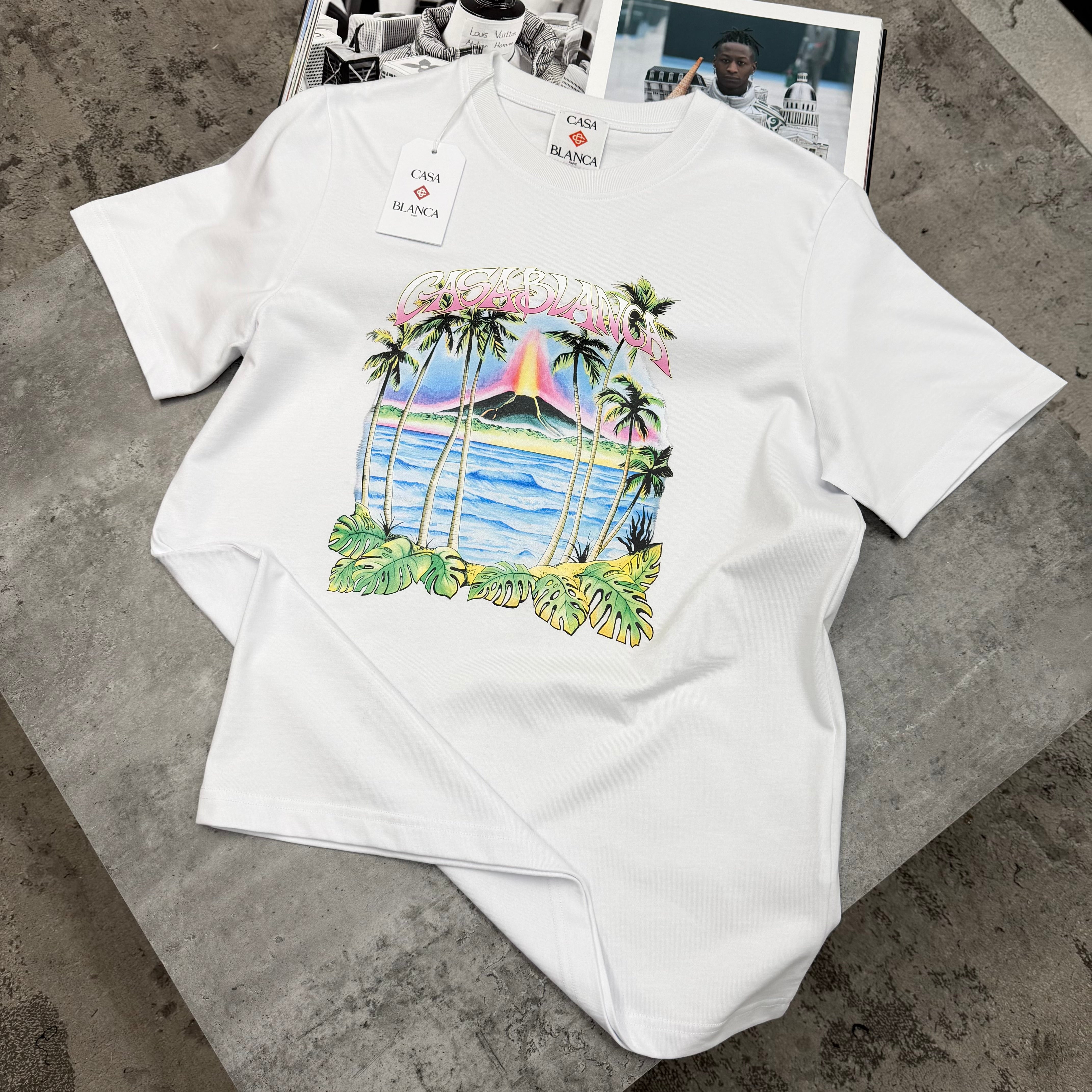 VOLCANO T-SHIRT - WHITE