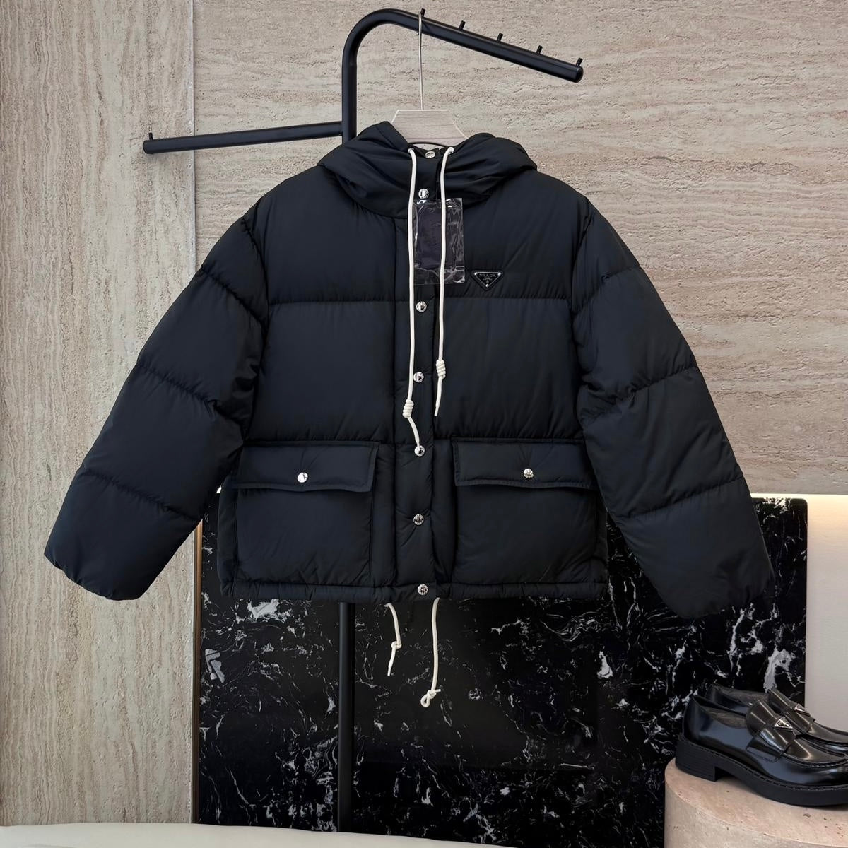 (PRE-ORDER) PDA - WOMENS COAT - BLACK