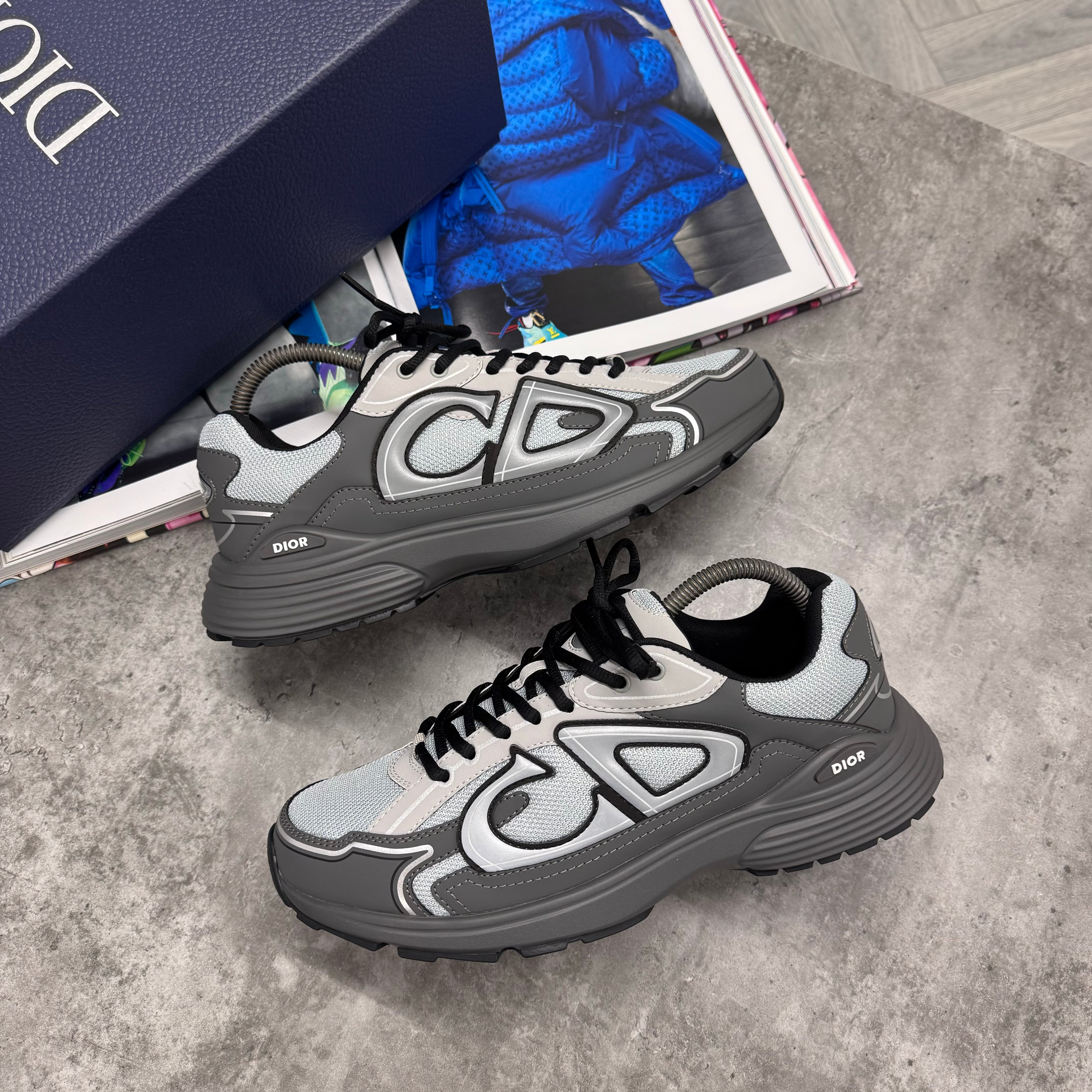 B30 TRAINER - GREY