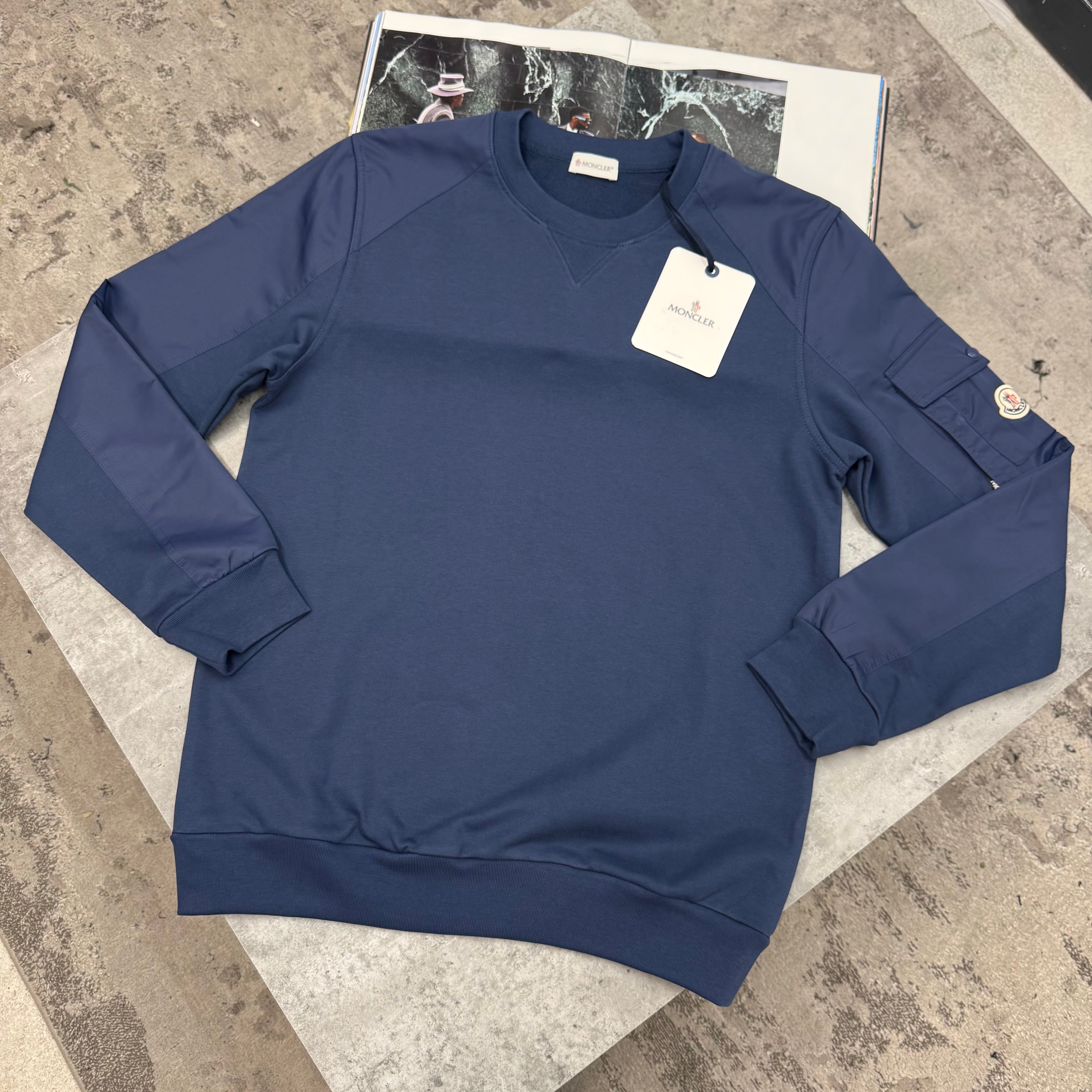 MNCLR - ARM POCKET JUMPER - NAVY