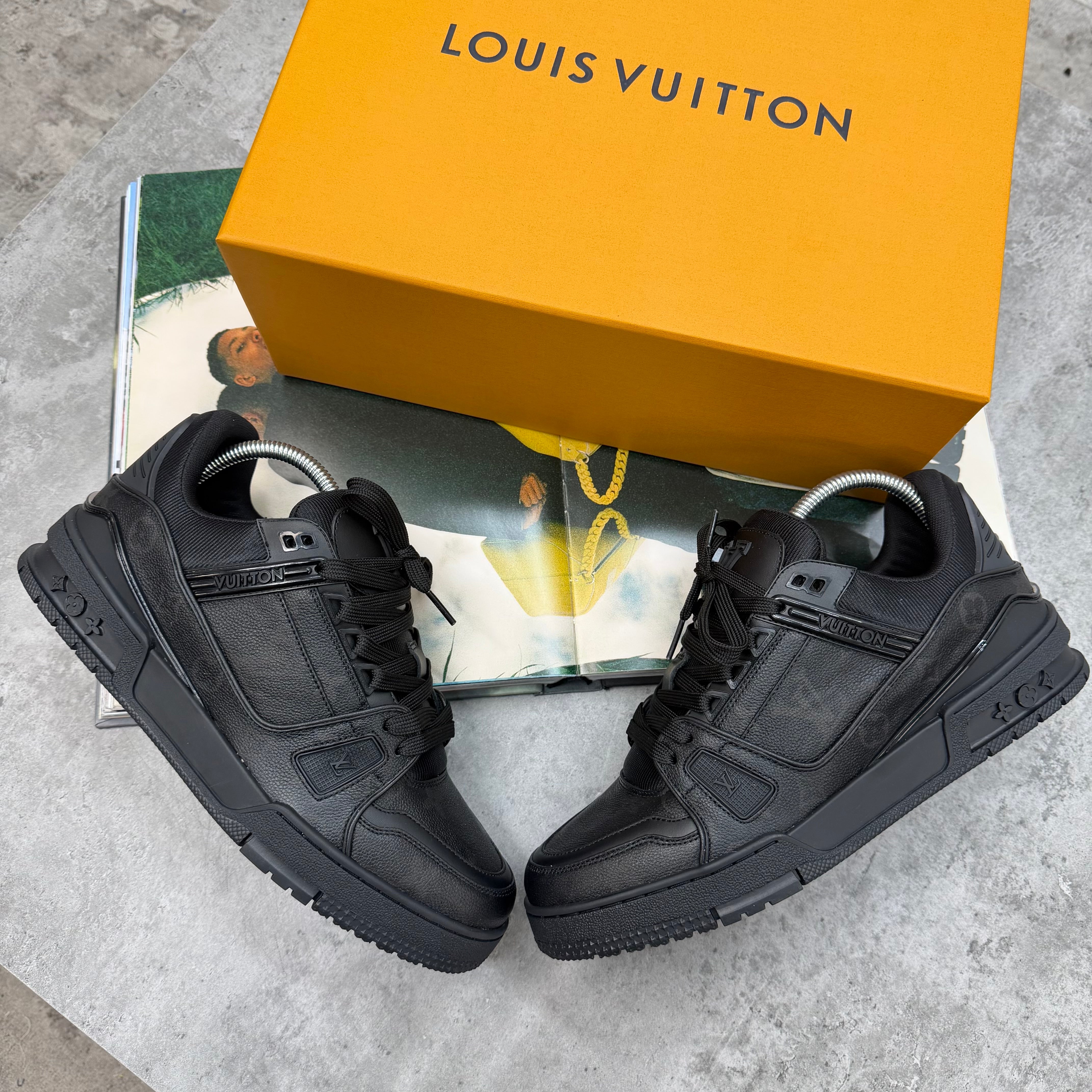 LVE - TRAINERS - BLACK