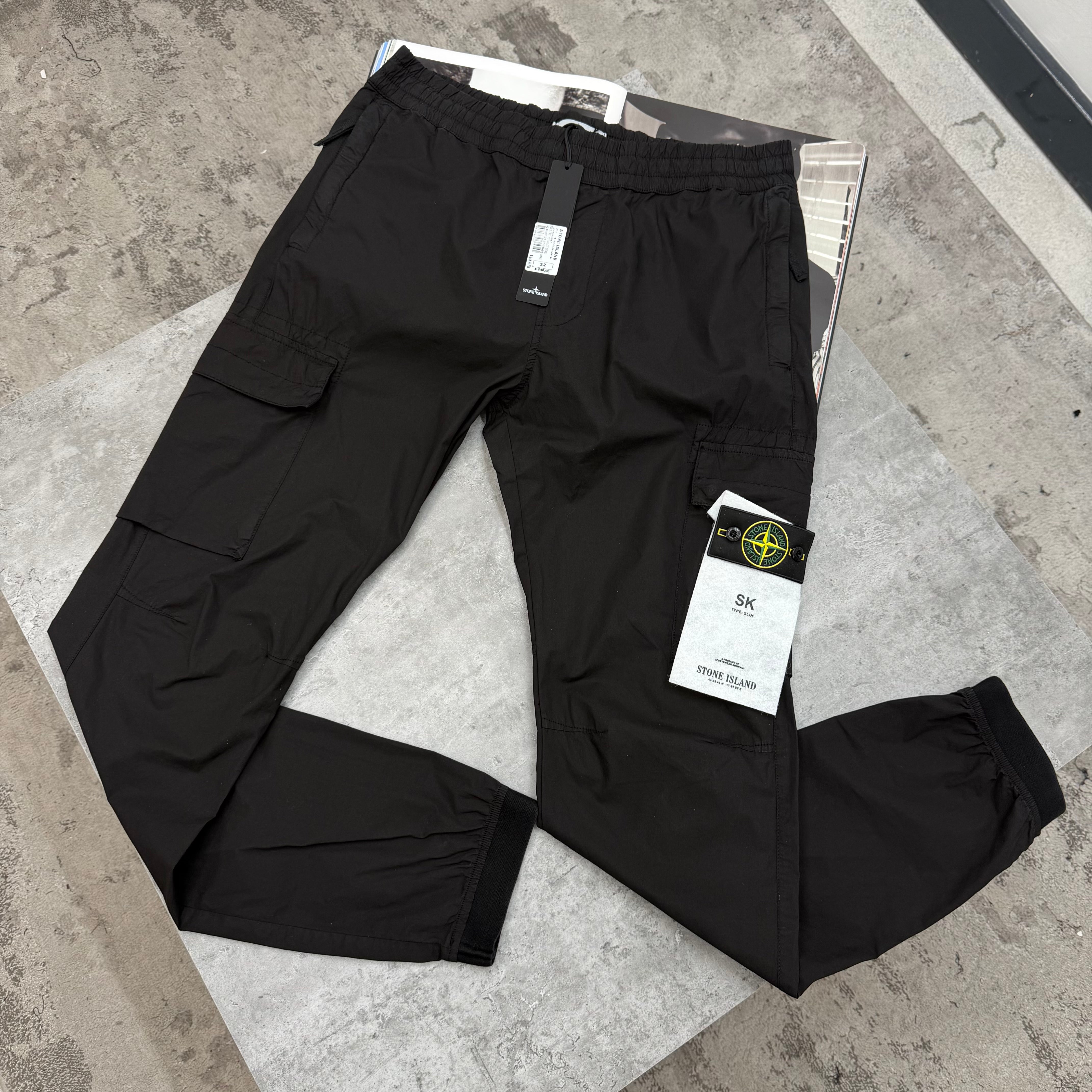 SI - LIGHTWEIGHT ZIP POCKET CARGOS - BLACK