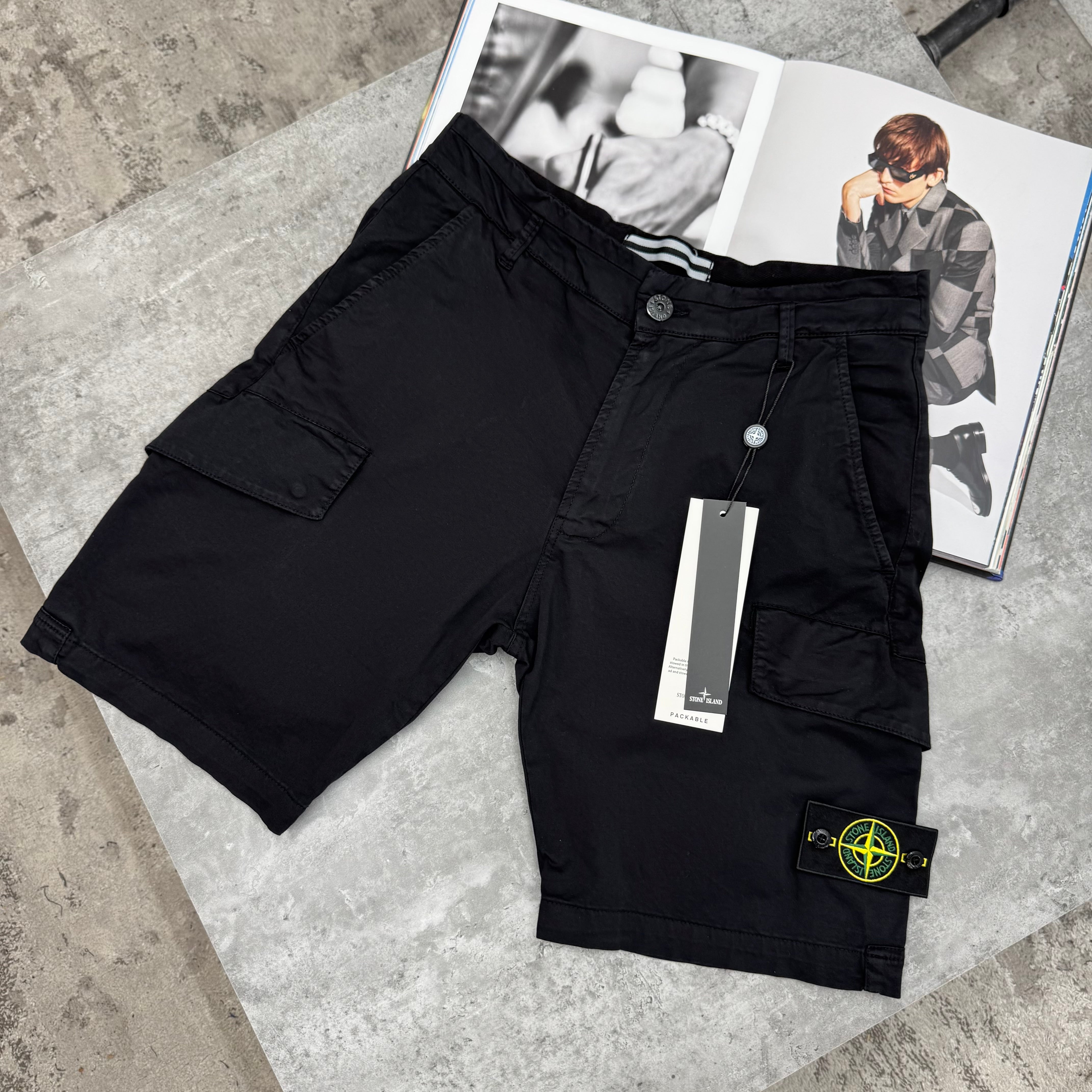 SI - SHORTS