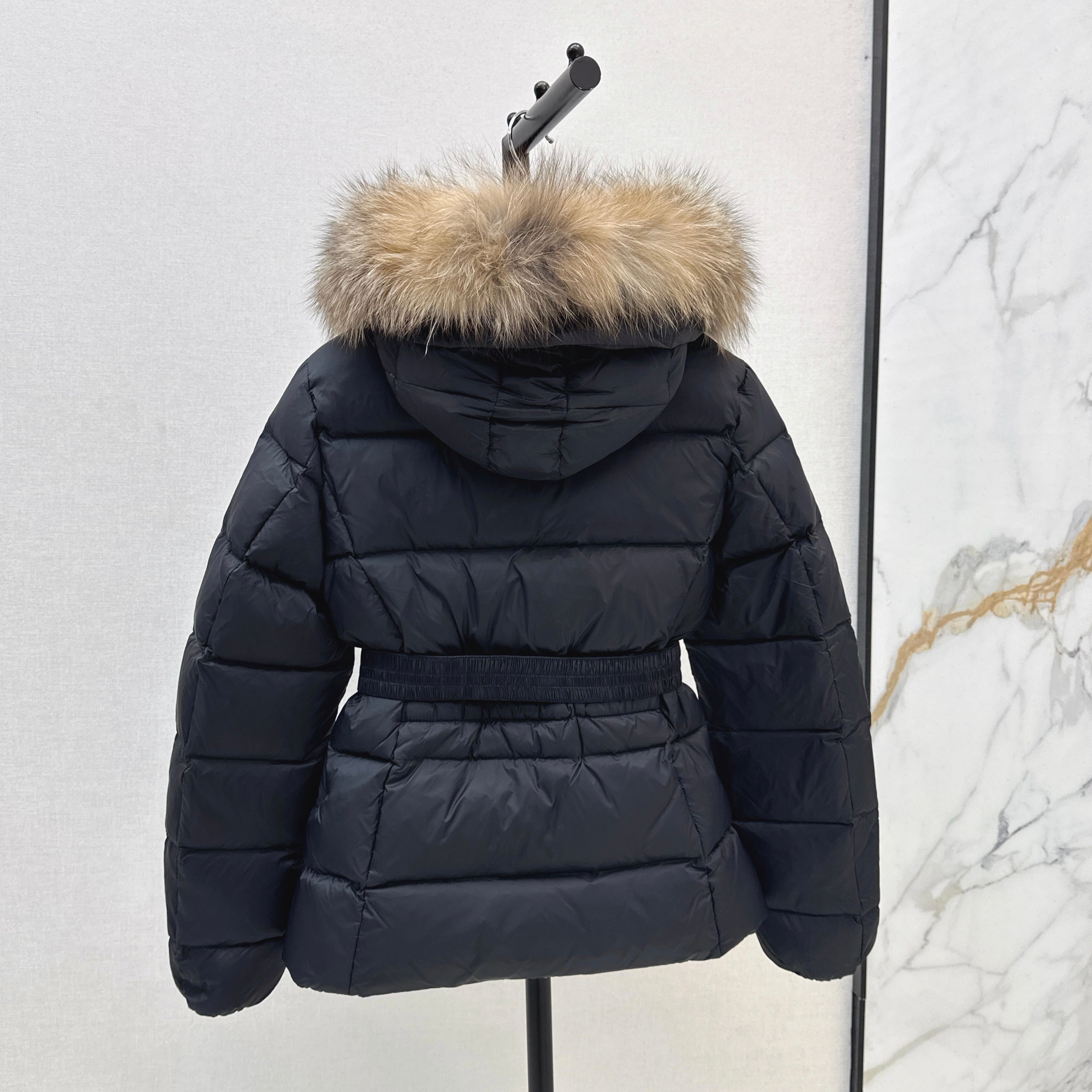 (PRE-ORDER) MNCLR - WOMENS COAT - BLACK