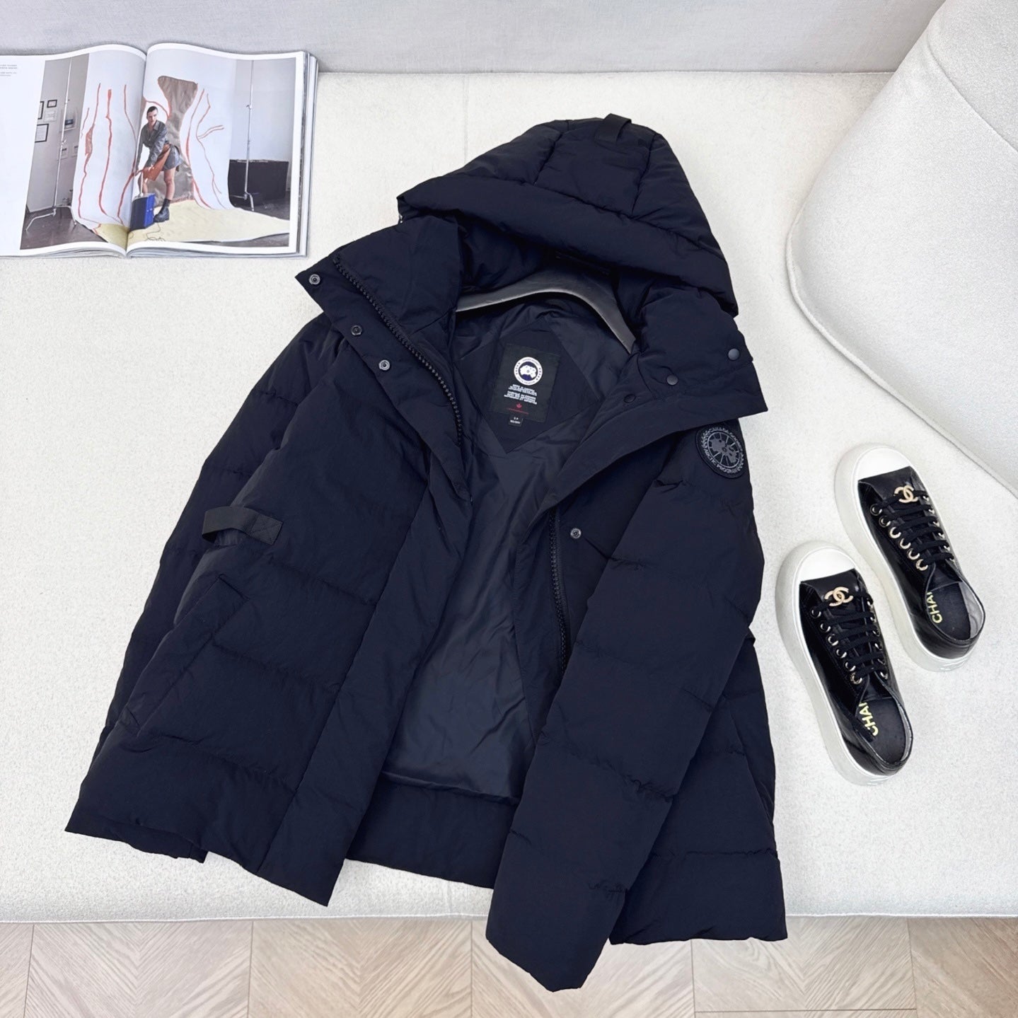 (PRE-ORDER) CG - WOMENS BLACK BADGE COAT - NAVY