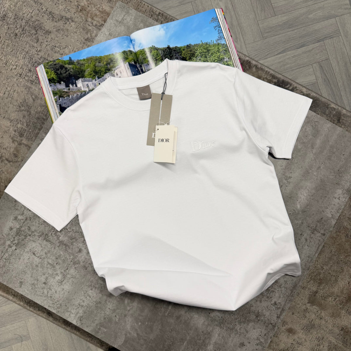CD EMBROIDED LOGO T SHIRT - WHITE