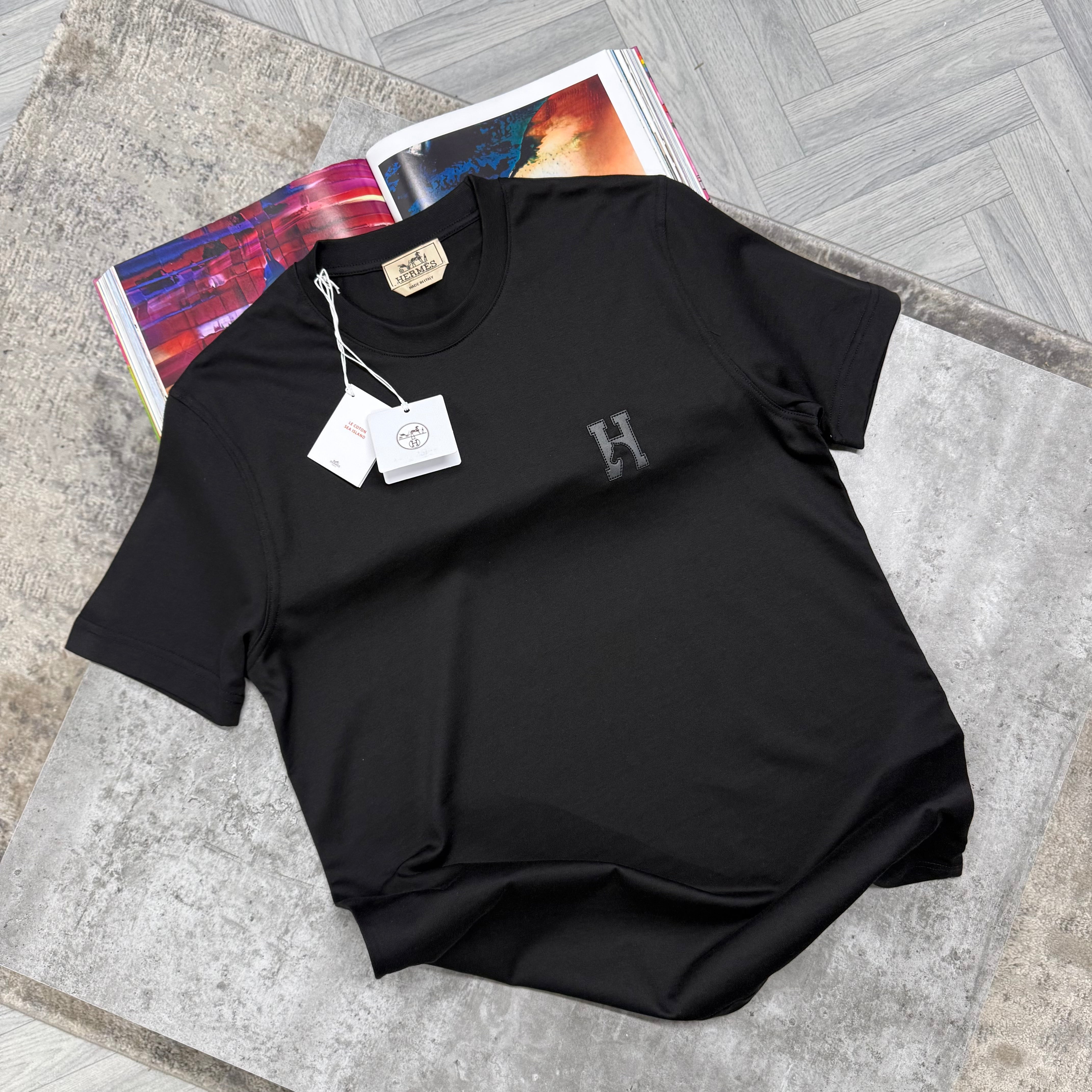 H LOGO T SHIRT - BLACK