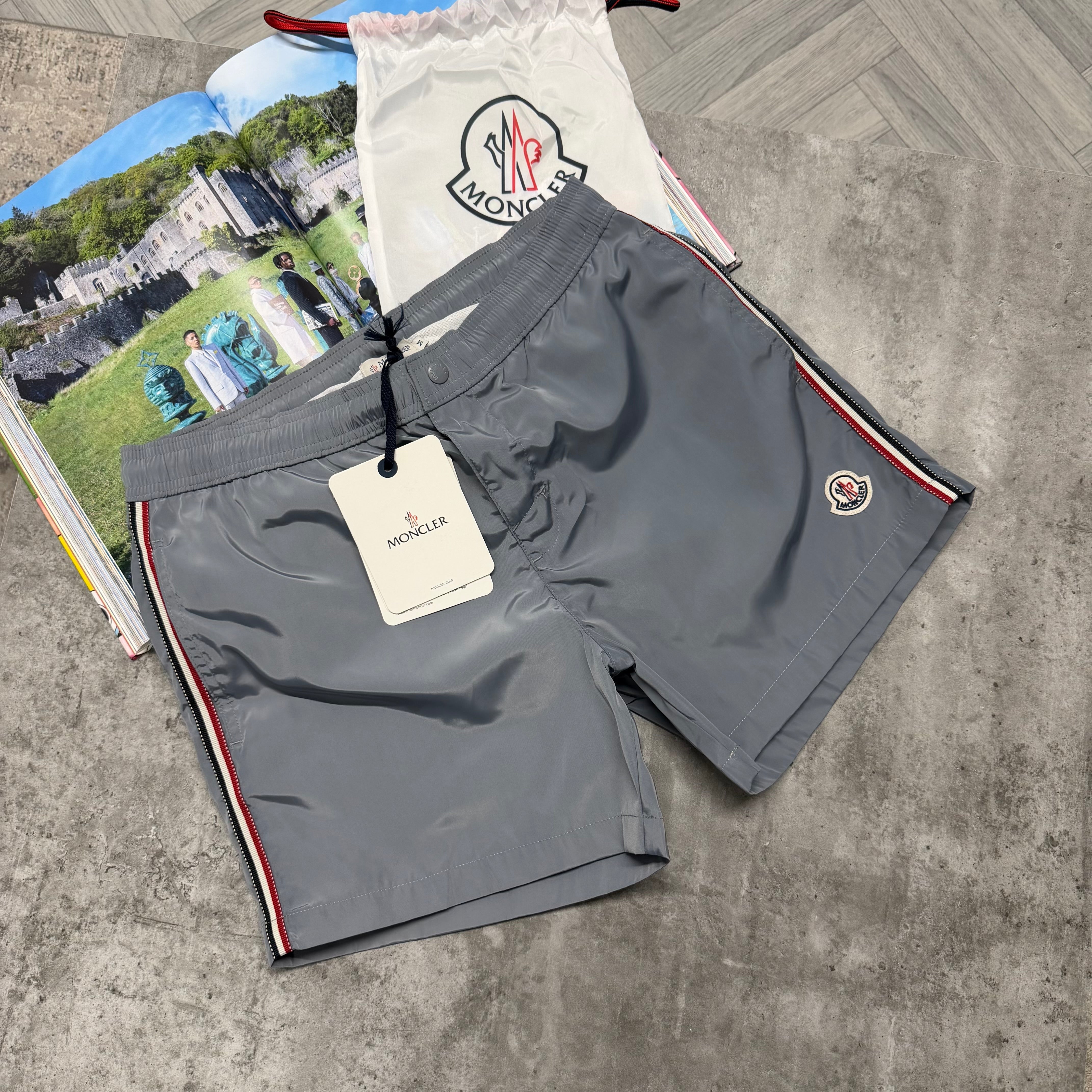 MNCLR STRIPED BAGGED SWIMS - GREY